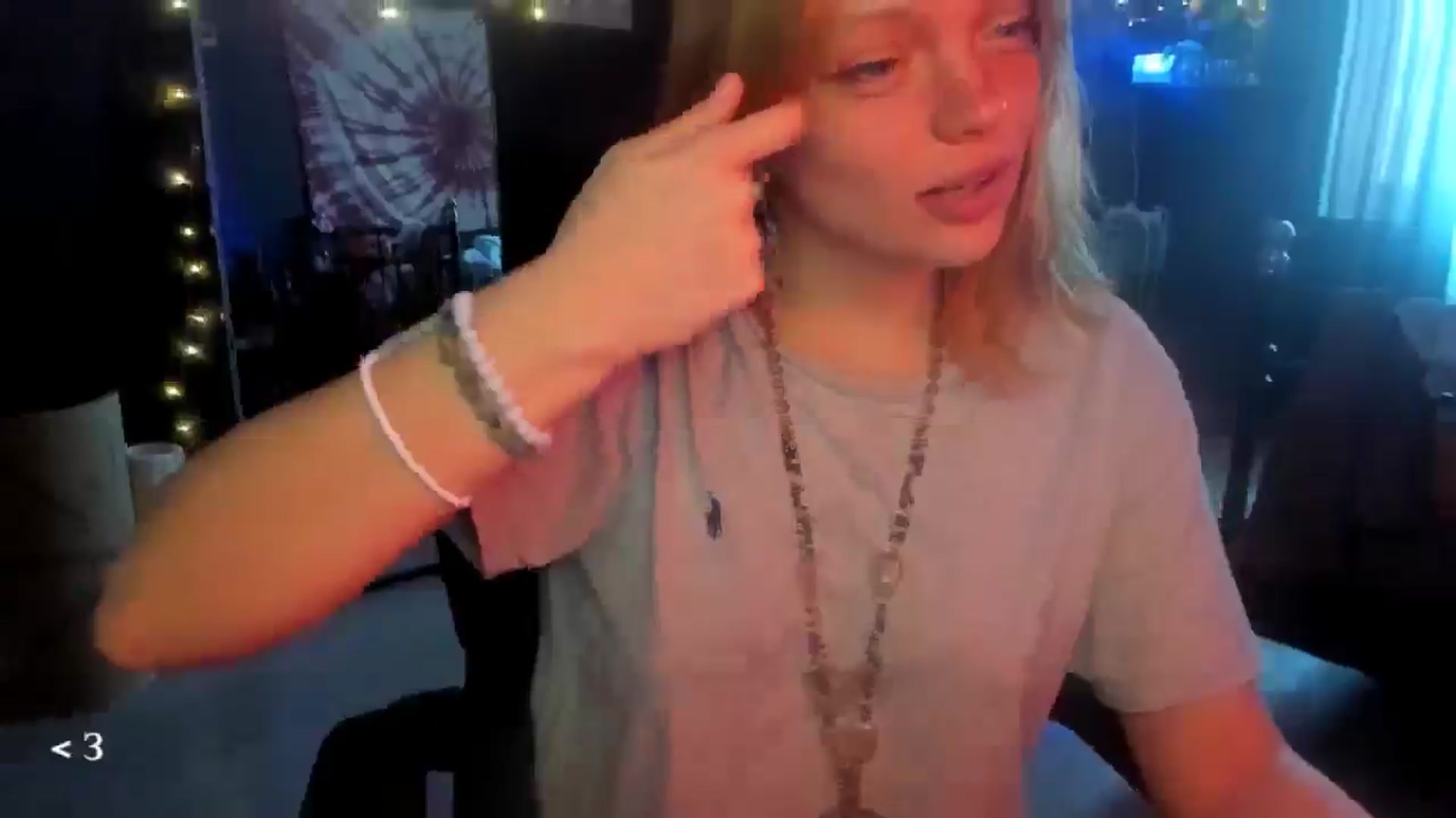 Gallery image thumbnail from greenzone's myfreecams stream on, 04/12/2026, 07:51 image 7 of 20