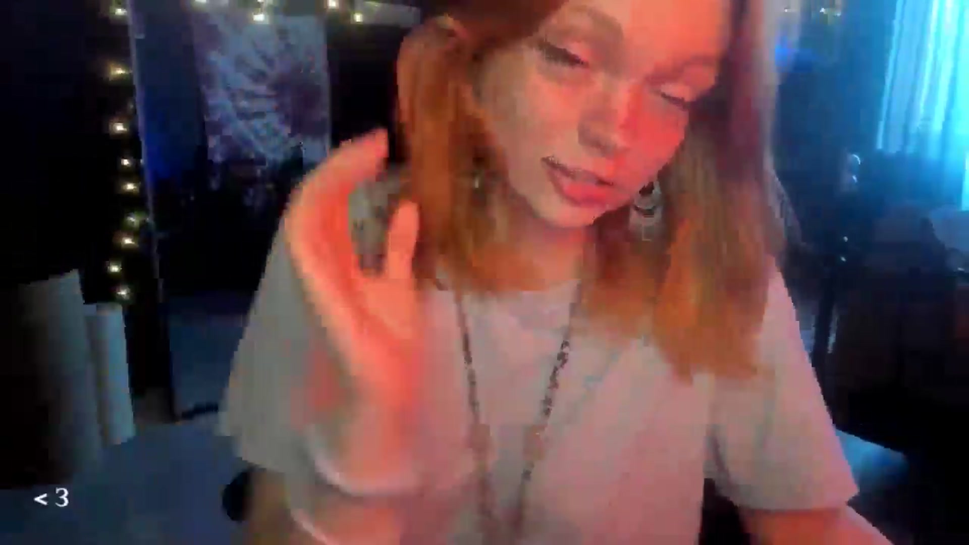Gallery image thumbnail from greenzone's myfreecams stream on, 04/12/2026, 07:51 image 6 of 20