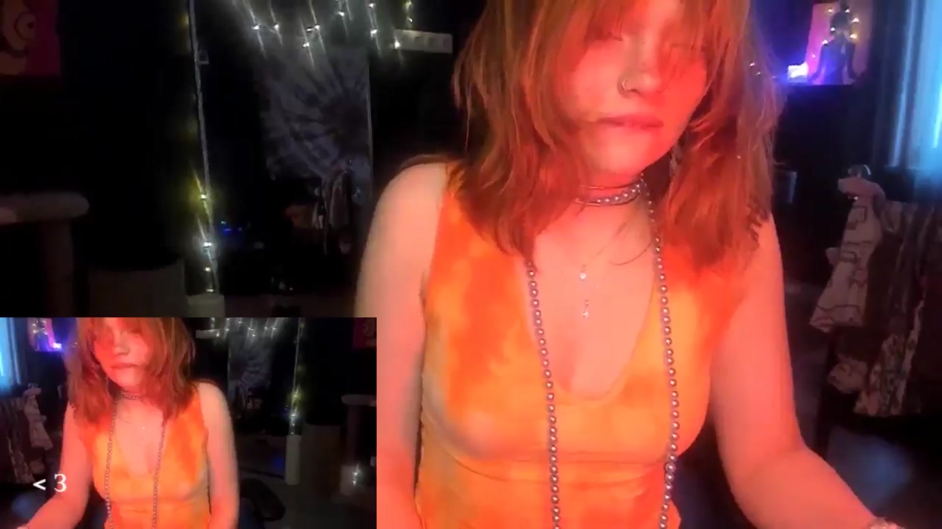 Gallery image thumbnail from greenzone's myfreecams stream on, 04/20/2026, 03:47 image 18 of 20
