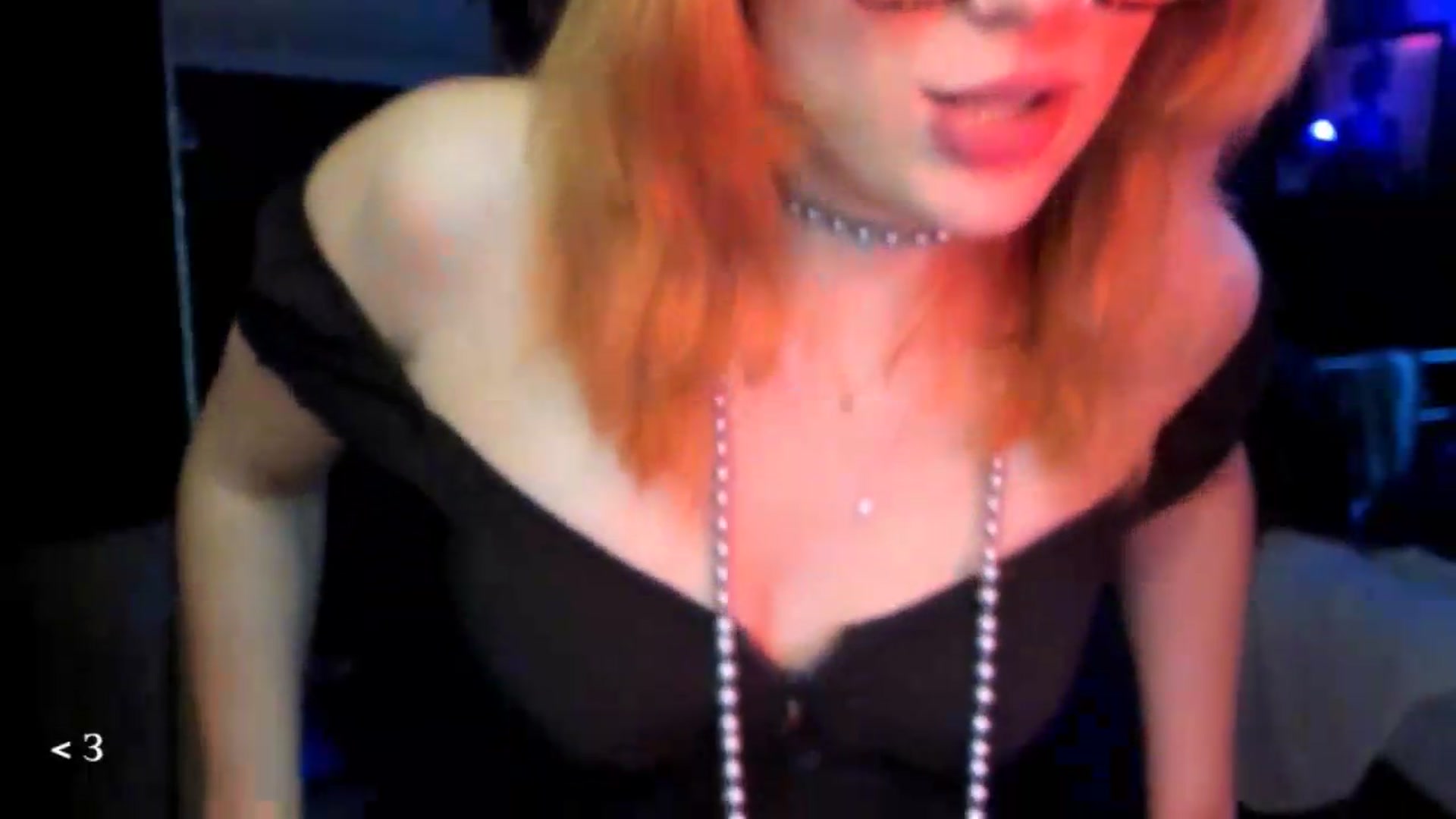 Gallery image thumbnail from greenzone's myfreecams stream on, 05/13/2026, 23:57 image 3 of 20