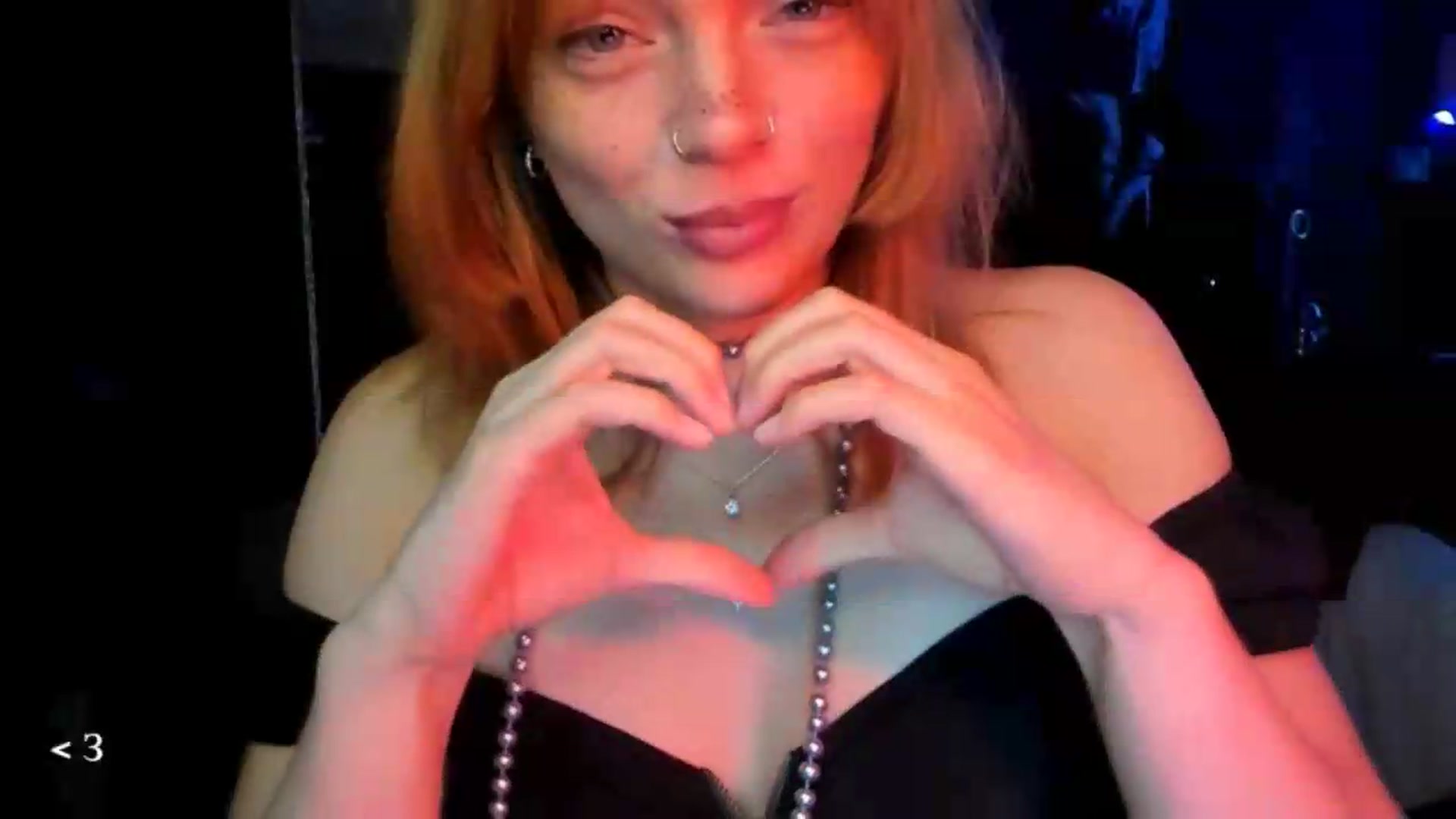 Gallery image thumbnail from greenzone's myfreecams stream on, 05/14/2026, 02:20 image 9 of 20