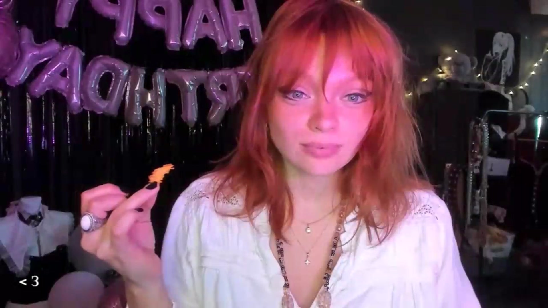 Gallery image thumbnail from greenzone's myfreecams stream on, 06/06/2026, 02:01 image 18 of 20