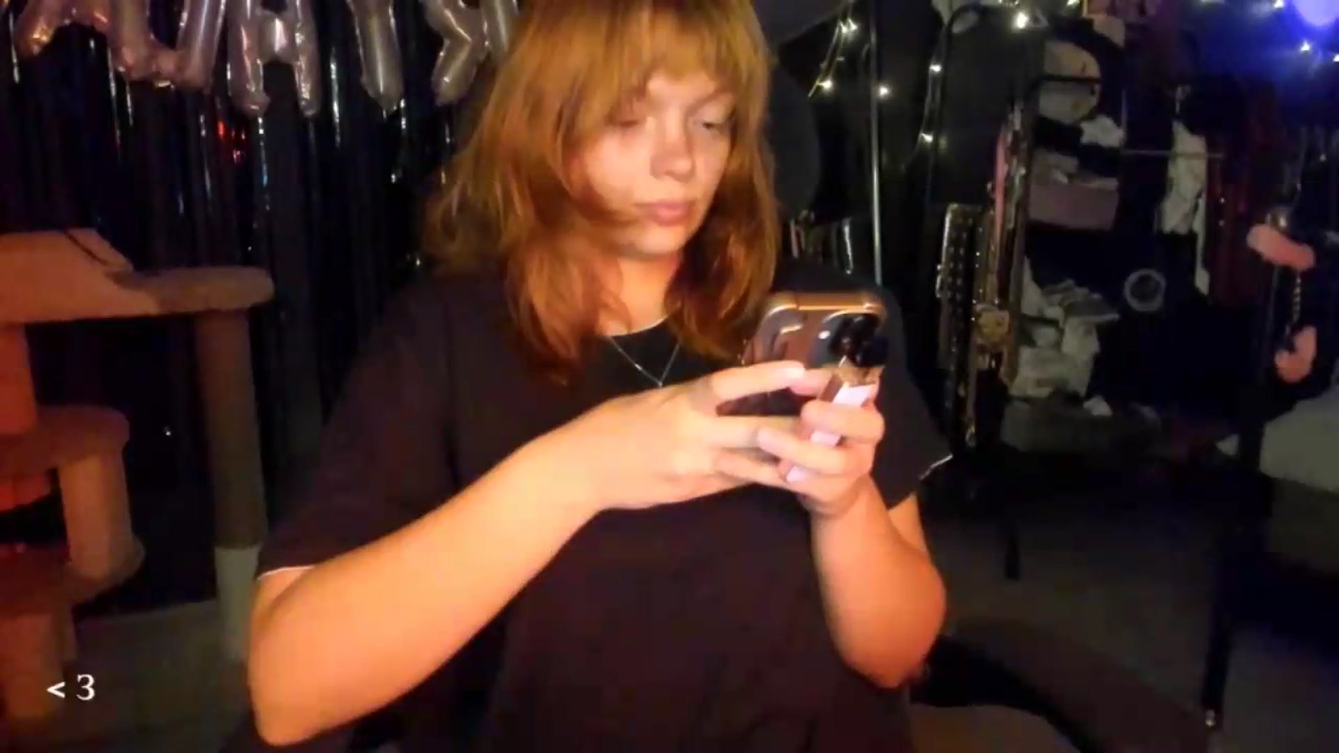 Gallery image thumbnail from greenzone's myfreecams stream on, 07/01/2026, 21:49 image 14 of 20