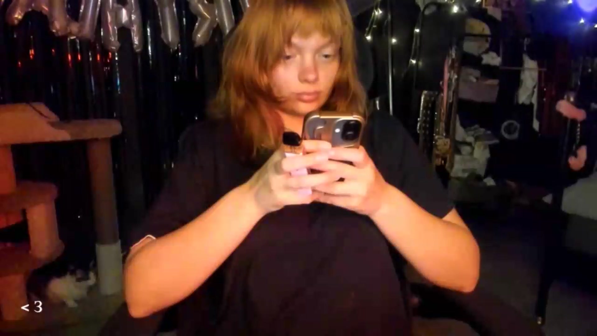 Gallery image thumbnail from greenzone's myfreecams stream on, 07/01/2026, 21:49 image 20 of 20