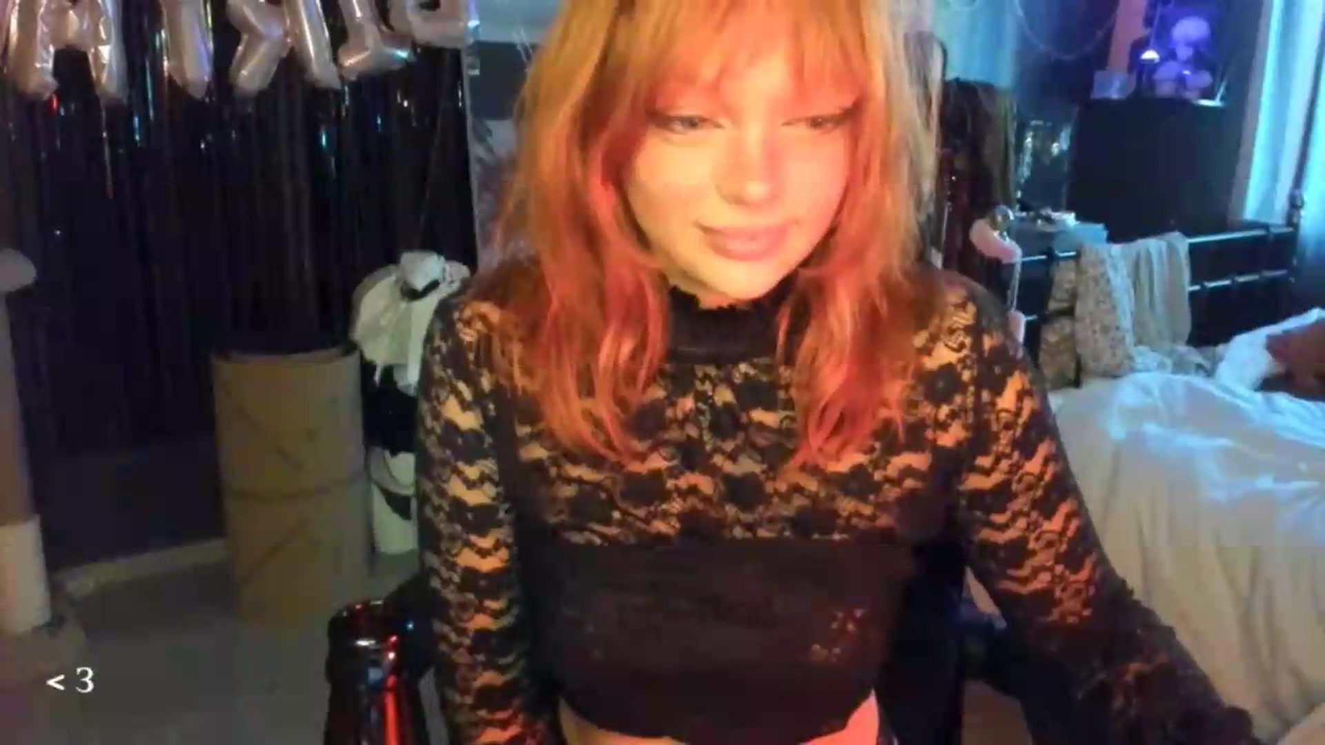 Gallery image thumbnail from greenzone's myfreecams stream on, 07/09/2026, 02:23 image 12 of 20