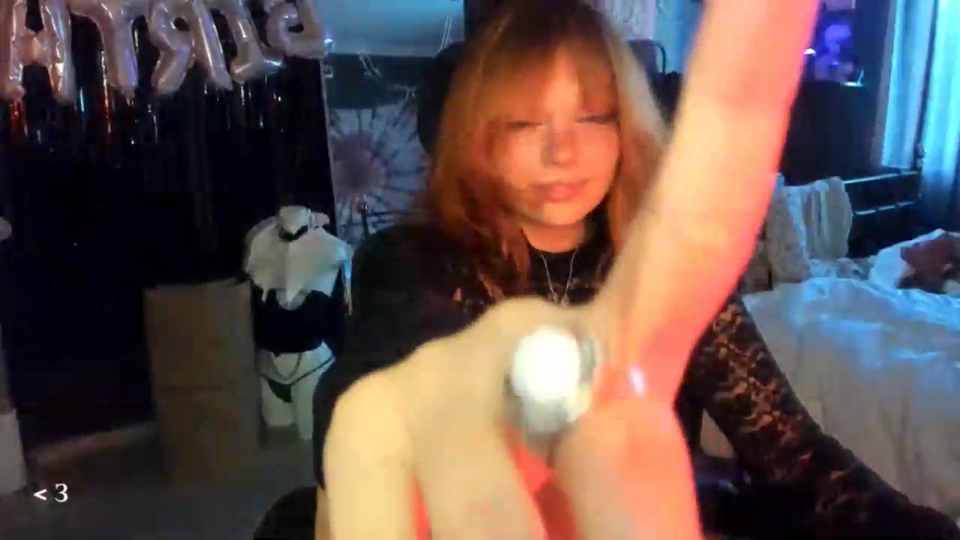 Gallery image thumbnail from greenzone's myfreecams stream on, 07/09/2026, 03:06 image 4 of 20