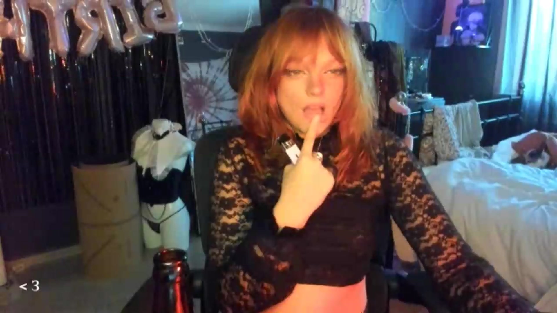 Gallery image thumbnail from greenzone's myfreecams stream on, 07/09/2026, 03:56 image 8 of 20
