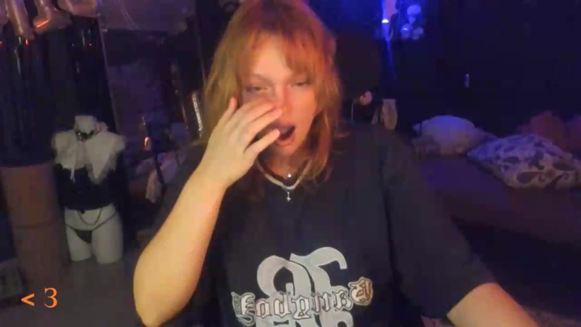 Gallery image thumbnail from greenzone's myfreecams stream on, 08/16/2026, 16:16 image 3 of 20