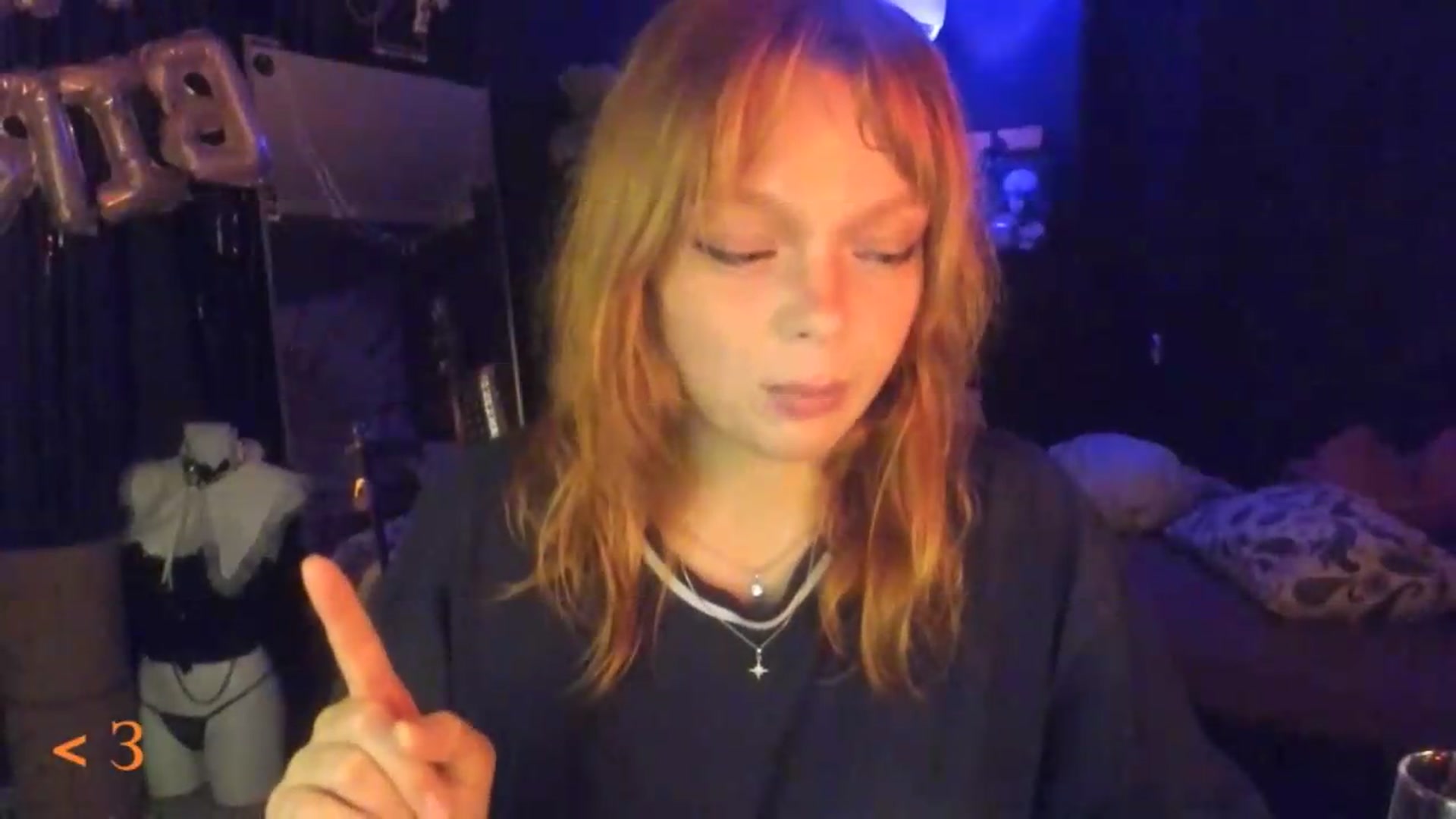 Gallery image thumbnail from greenzone's myfreecams stream on, 08/16/2026, 16:16 image 13 of 20