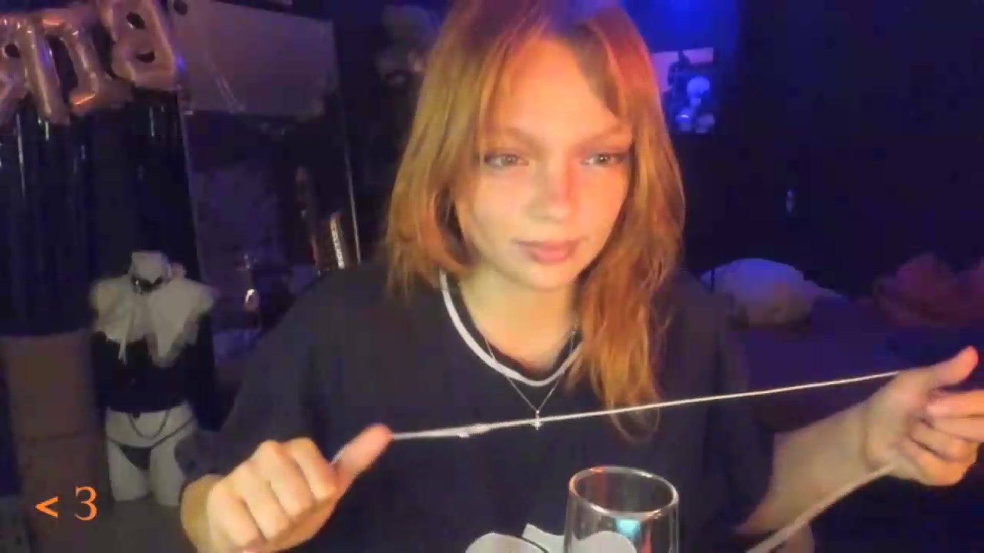 Gallery image thumbnail from greenzone's myfreecams stream on, 08/16/2026, 16:52 image 6 of 20