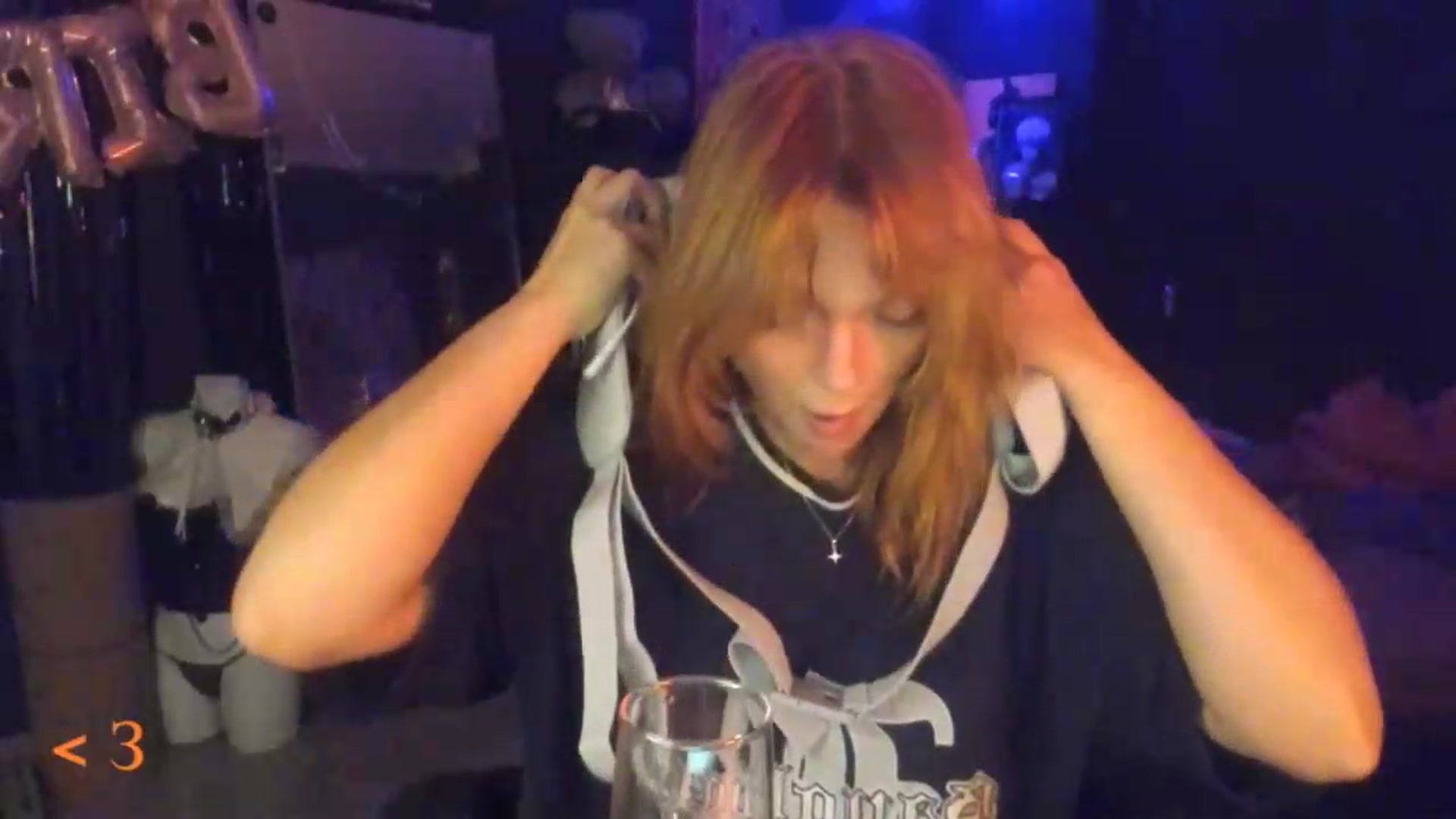 Gallery image thumbnail from greenzone's myfreecams stream on, 08/16/2026, 16:52 image 15 of 20