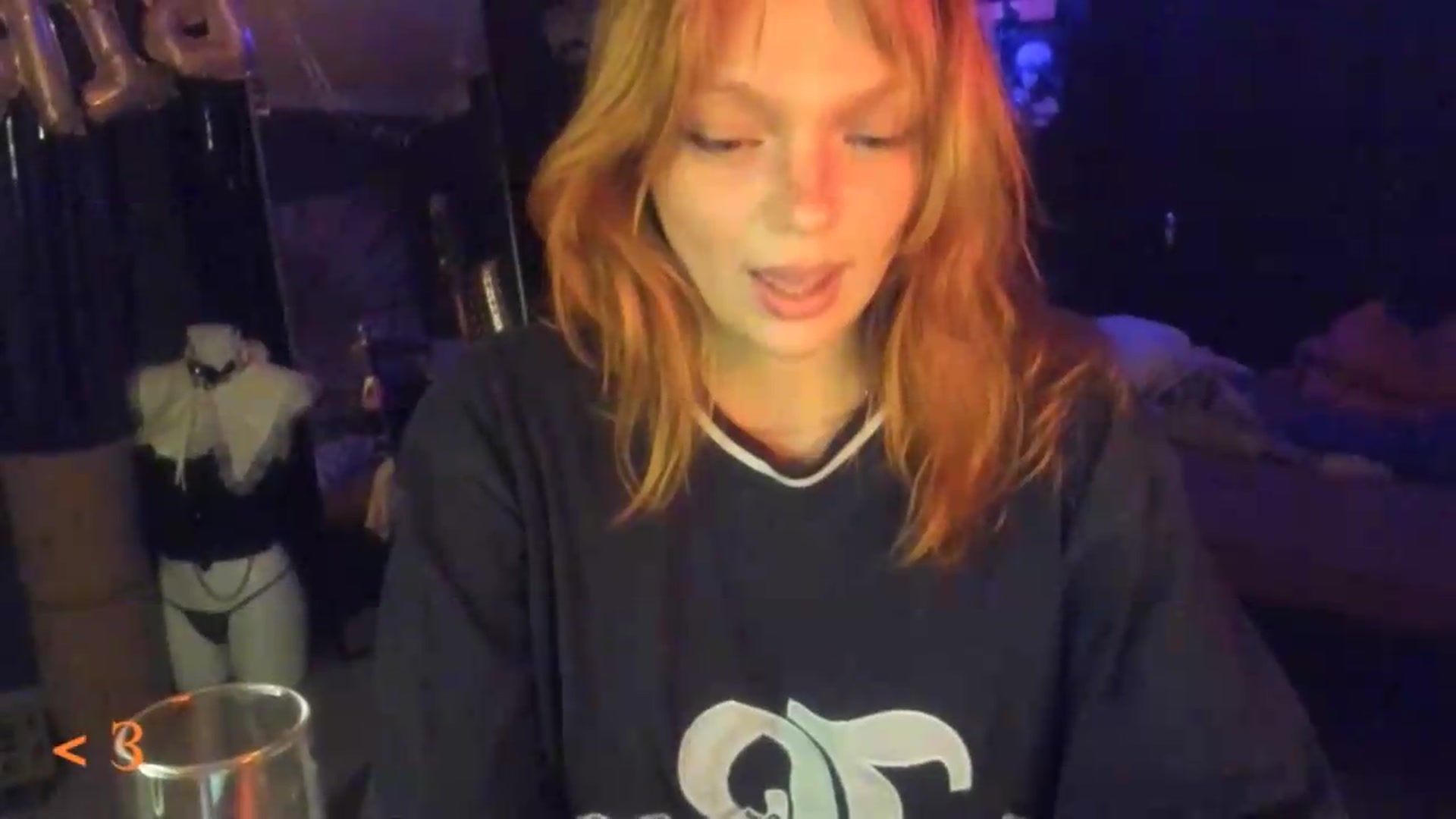 Gallery image thumbnail from greenzone's myfreecams stream on, 08/16/2026, 18:22 image 6 of 20