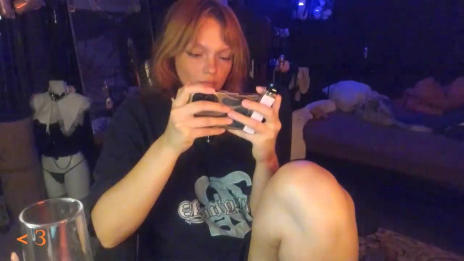 Gallery image thumbnail from greenzone's myfreecams stream on, 08/16/2026, 18:22 image 18 of 20