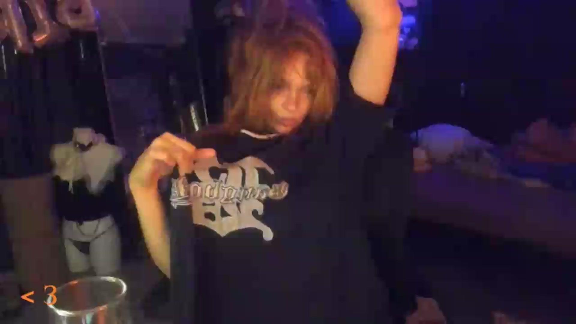 Gallery image thumbnail from greenzone's myfreecams stream on, 08/16/2026, 18:22 image 7 of 20