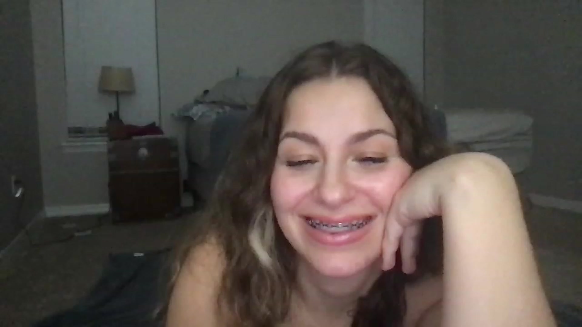 Gallery image thumbnail from gwendenim's myfreecams stream on, 11/16/2022, 08:33 image 4 of 20