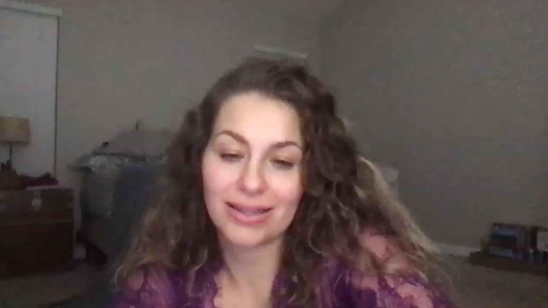Gallery image thumbnail from gwendenim's myfreecams stream on, 11/16/2022, 08:33 image 16 of 20