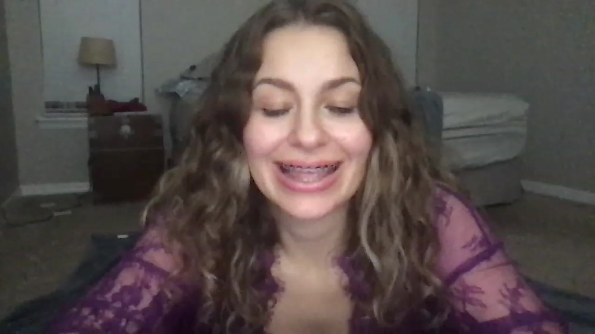 Gallery image thumbnail from gwendenim's myfreecams stream on, 11/16/2022, 08:33 image 11 of 20