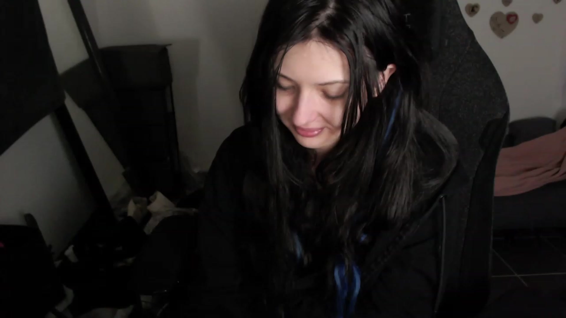 Gallery image thumbnail from h0TnDaNGeR0uS's myfreecams stream on, 08/07/2023, 10:45 image 9 of 20