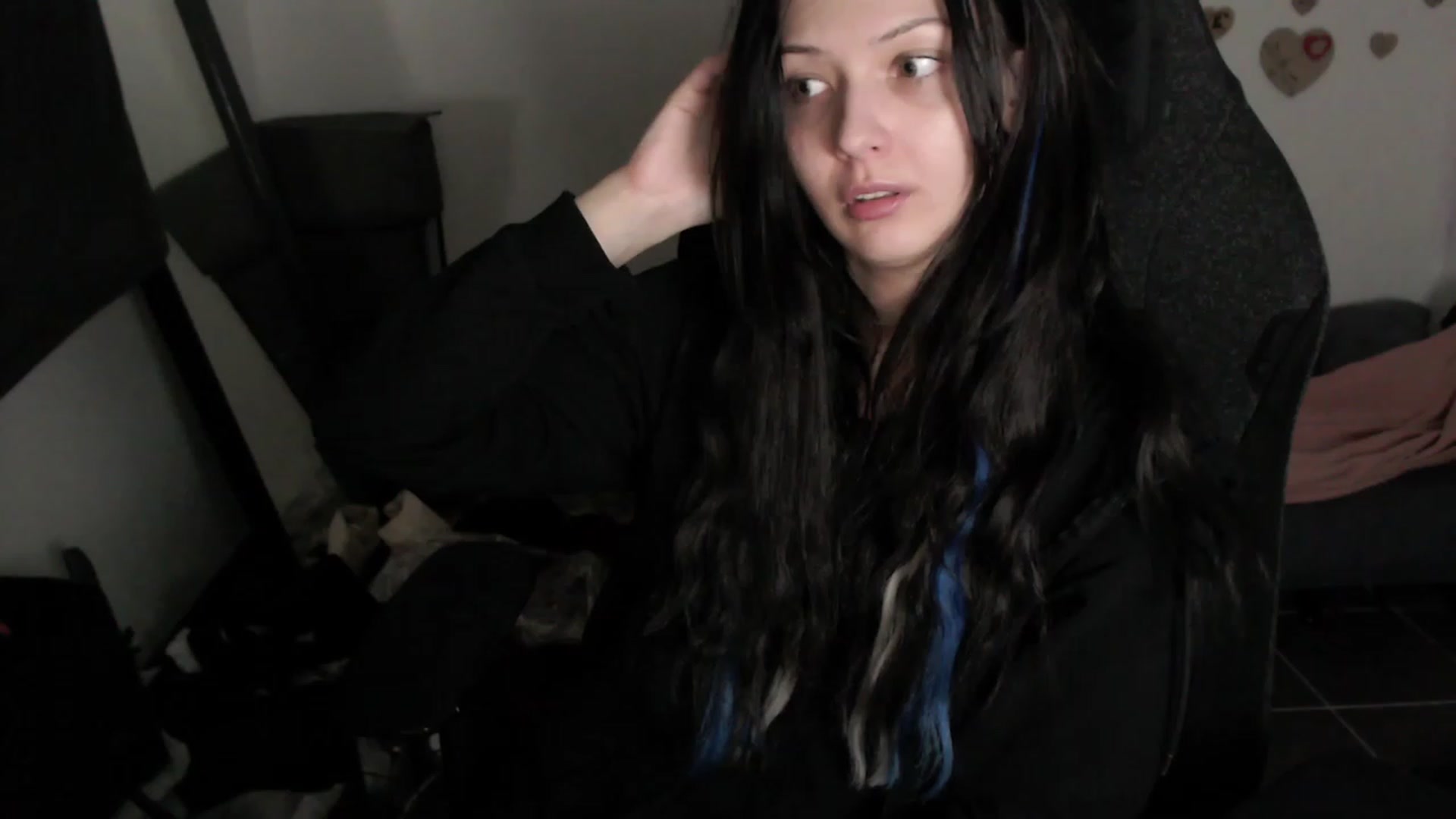 Gallery image thumbnail from h0TnDaNGeR0uS's myfreecams stream on, 08/07/2023, 10:45 image 13 of 20
