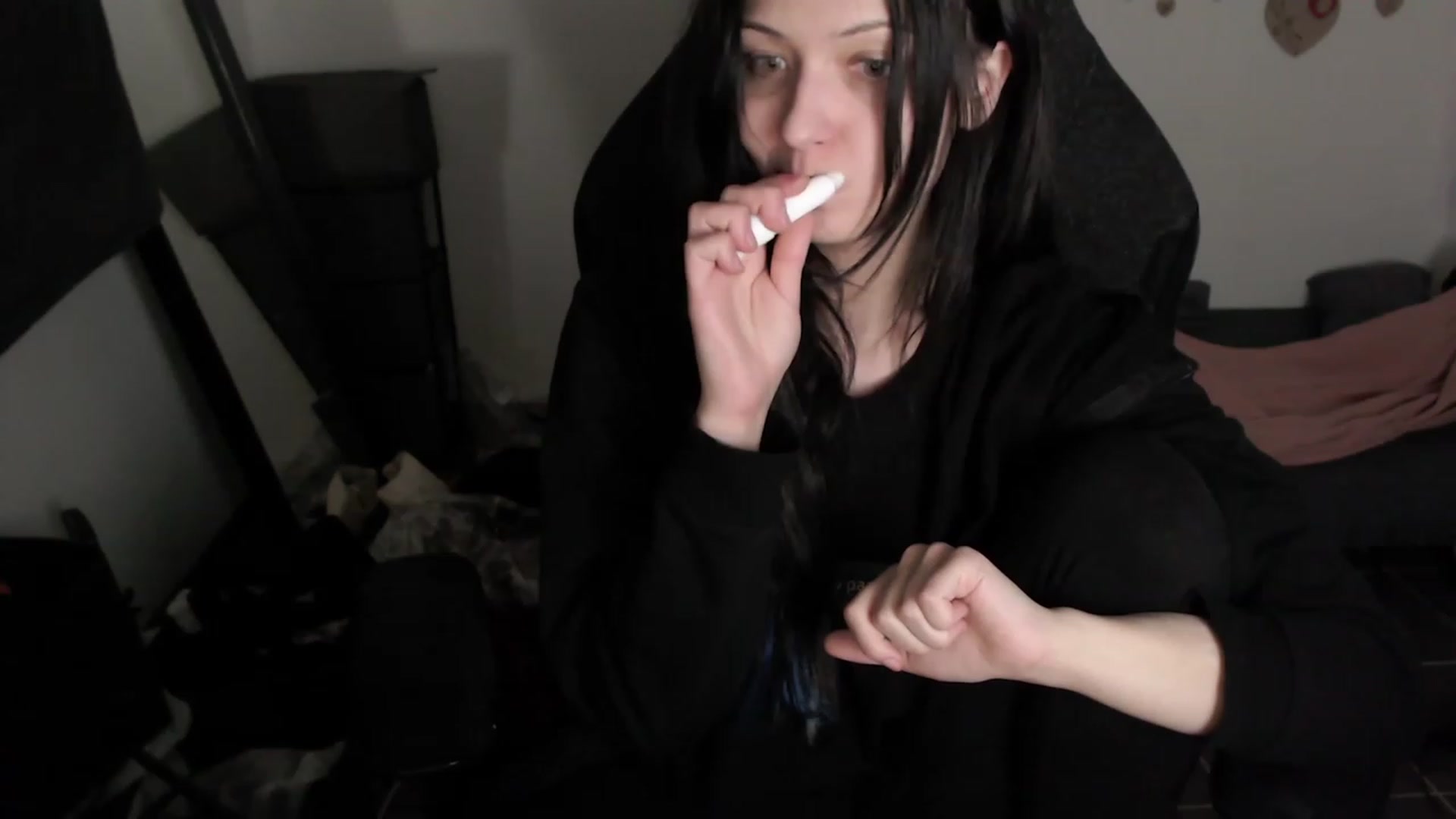 Gallery image thumbnail from h0TnDaNGeR0uS's myfreecams stream on, 08/07/2023, 10:45 image 7 of 20