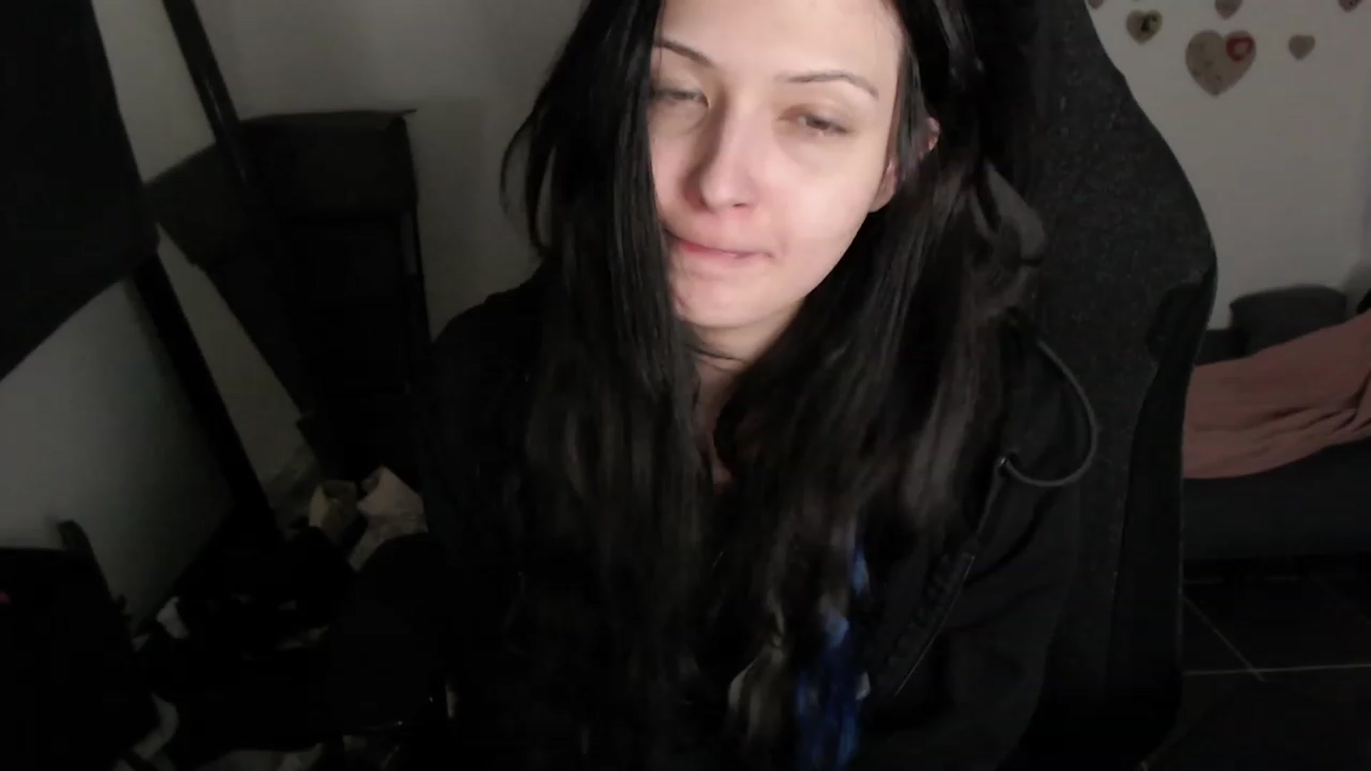 Gallery image thumbnail from h0TnDaNGeR0uS's myfreecams stream on, 08/07/2023, 10:45 image 8 of 20