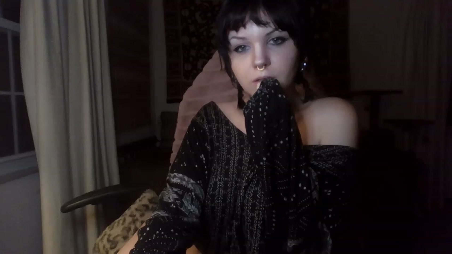 Gallery image thumbnail from haileyhorror's myfreecams stream on, 06/21/2023, 08:13 image 1 of 20
