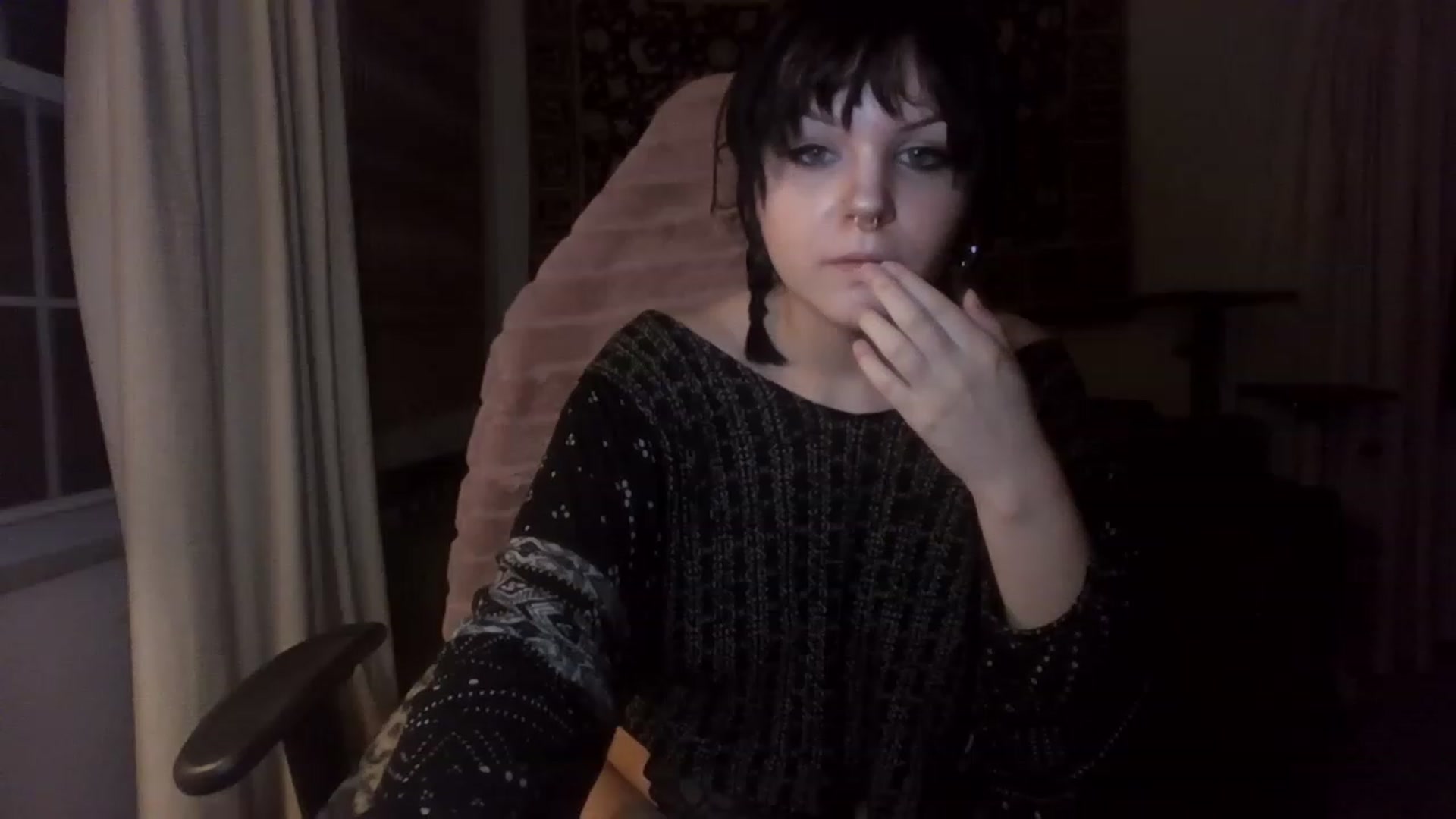 Gallery image thumbnail from haileyhorror's myfreecams stream on, 06/21/2023, 08:13 image 12 of 20