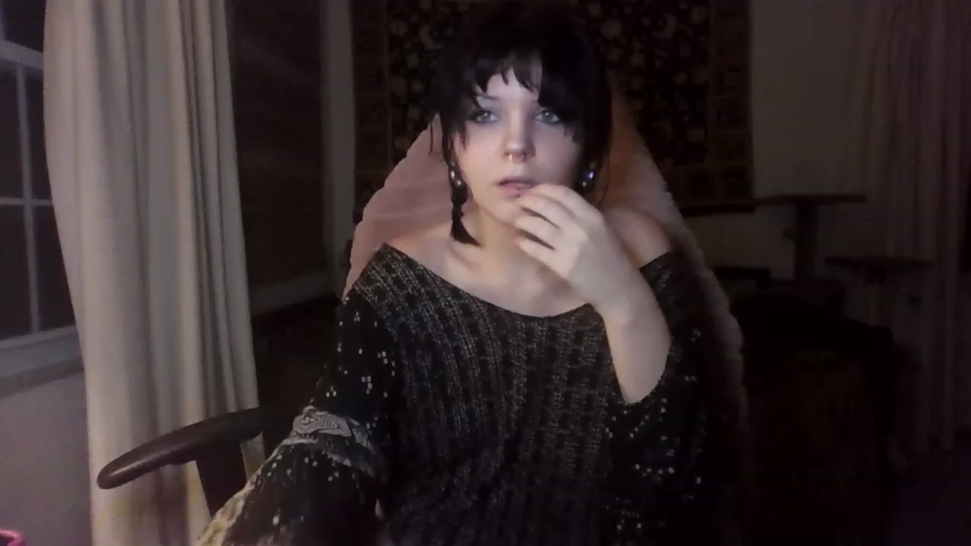 Gallery image thumbnail from haileyhorror's myfreecams stream on, 06/21/2023, 08:13 image 9 of 20