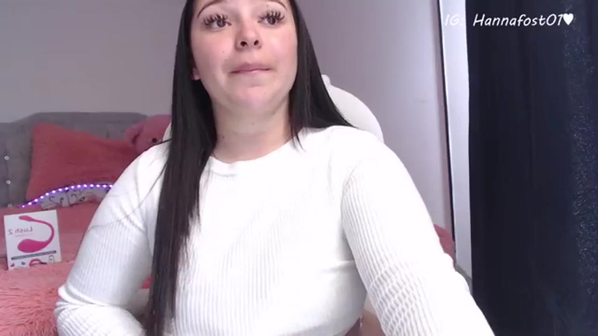 Gallery image thumbnail from hanna_fost's myfreecams stream on, 09/07/2023, 18:52 image 16 of 20