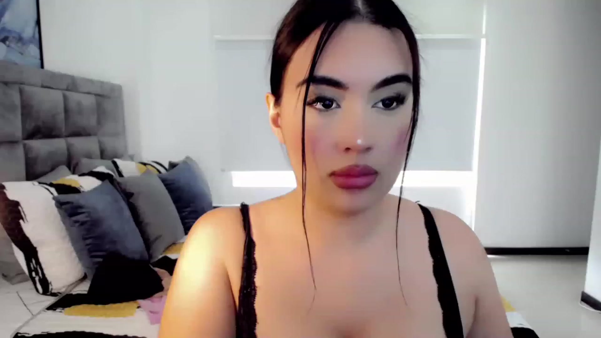 Gallery image thumbnail from hannahill's myfreecams stream on, 01/21/2023, 16:53 image 20 of 20