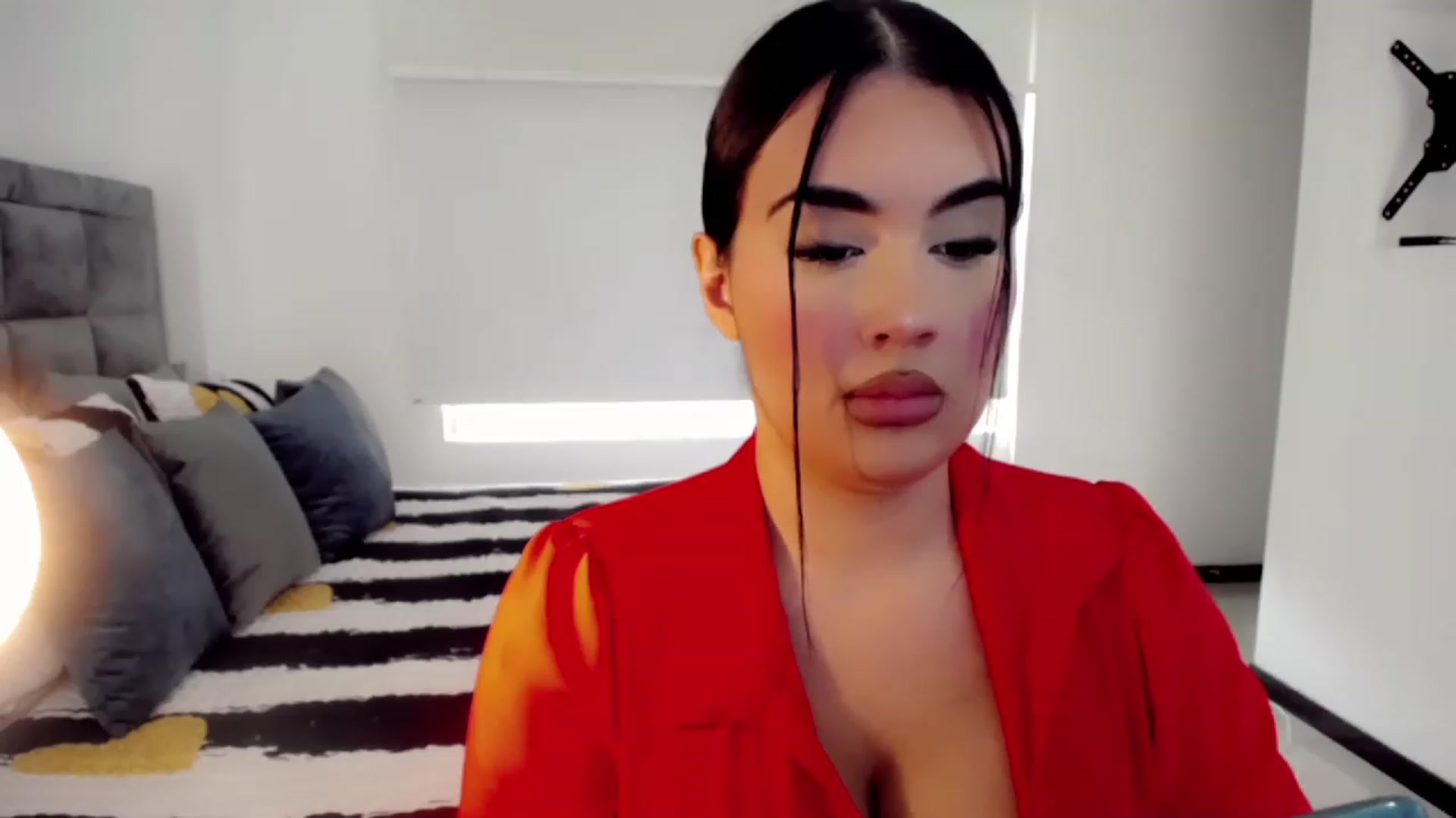 Gallery image thumbnail from hannahill's myfreecams stream on, 01/22/2023, 19:00 image 15 of 20