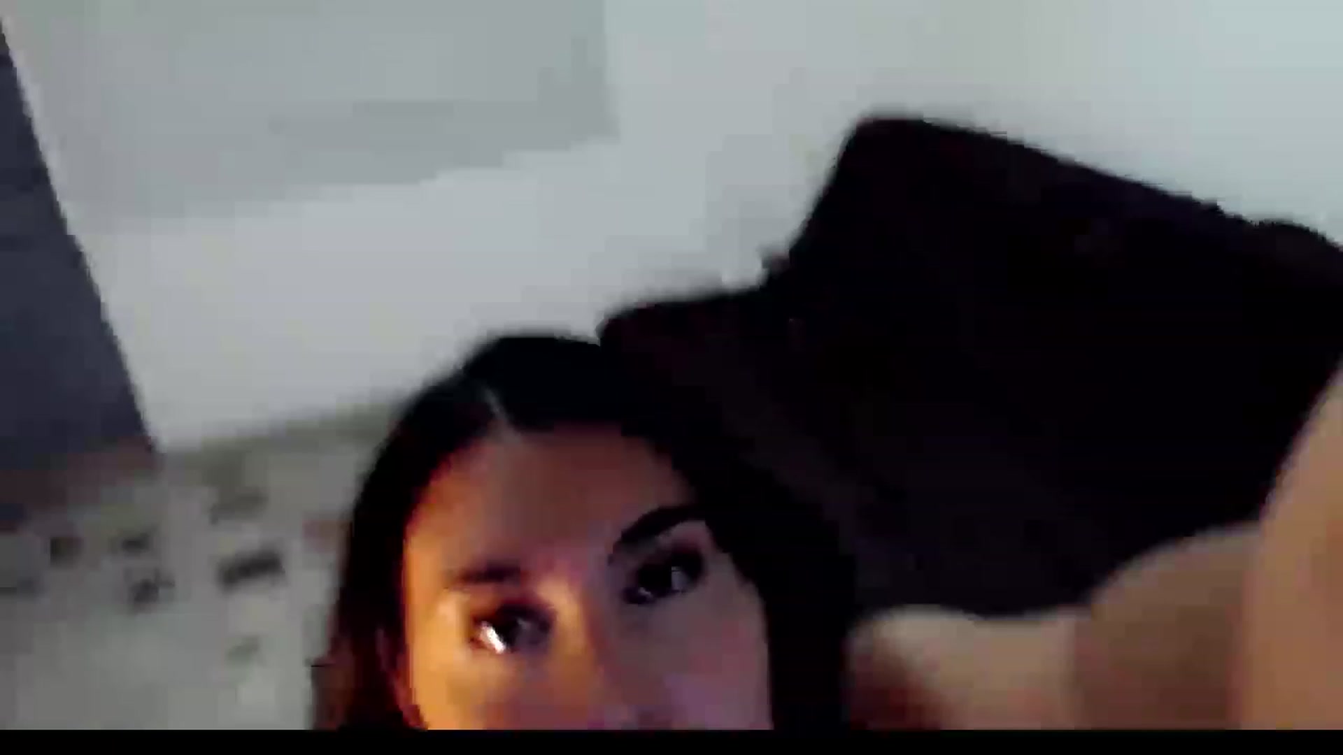 Gallery image thumbnail from hannahill's myfreecams stream on, 01/31/2023, 07:09 image 4 of 20