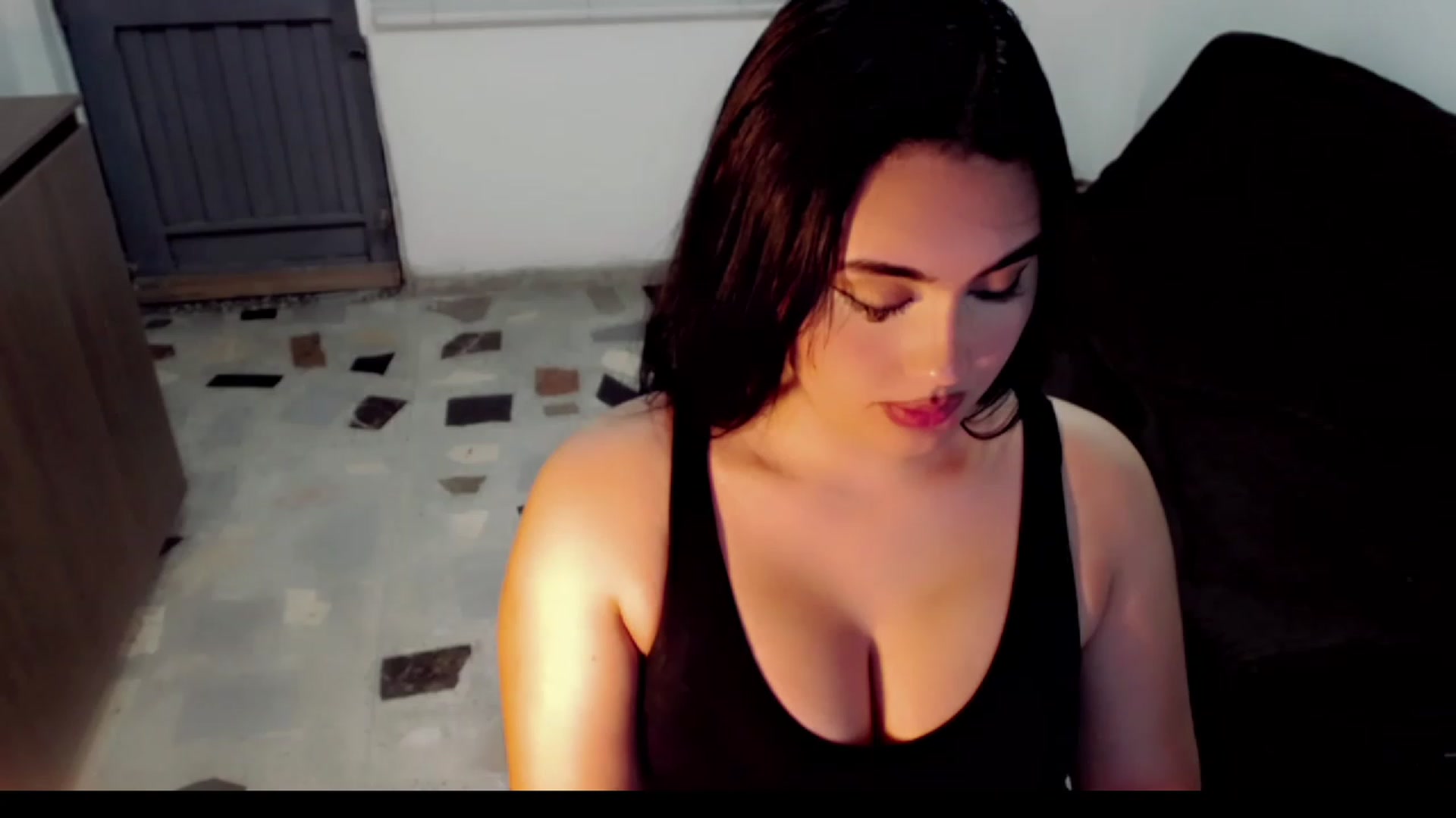 Gallery image thumbnail from hannahill's myfreecams stream on, 01/31/2023, 07:57 image 2 of 20