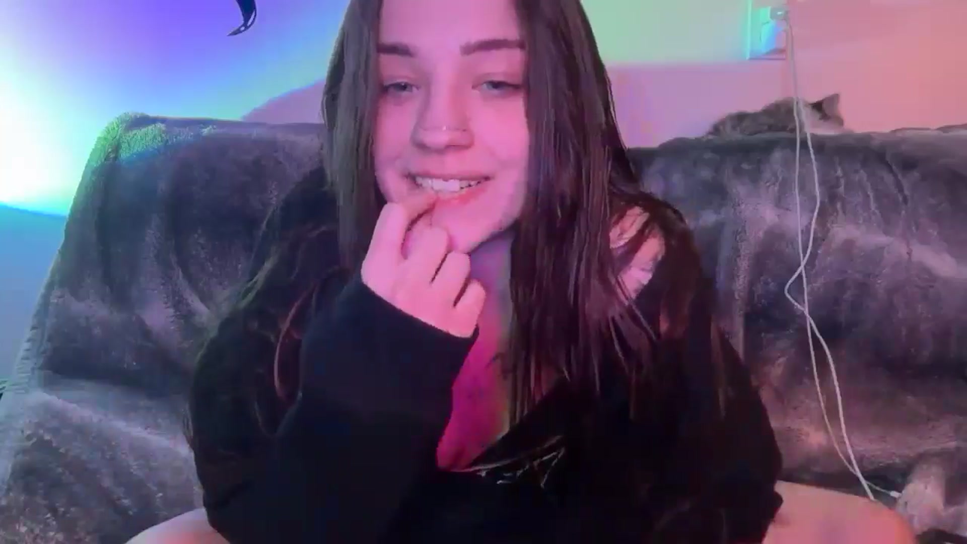 Gallery image thumbnail from hannahtaylor's myfreecams stream on, 04/18/2026, 10:55 image 13 of 20