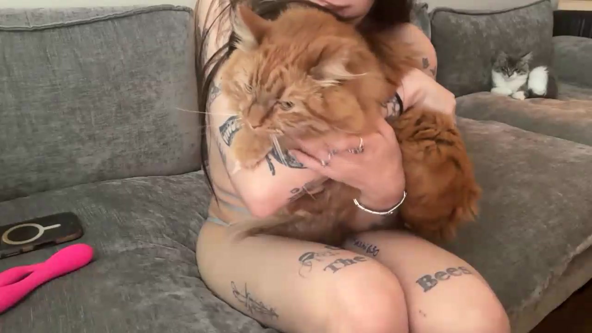 Gallery image thumbnail from hannahtaylor's myfreecams stream on, 05/27/2026, 03:03 image 8 of 20