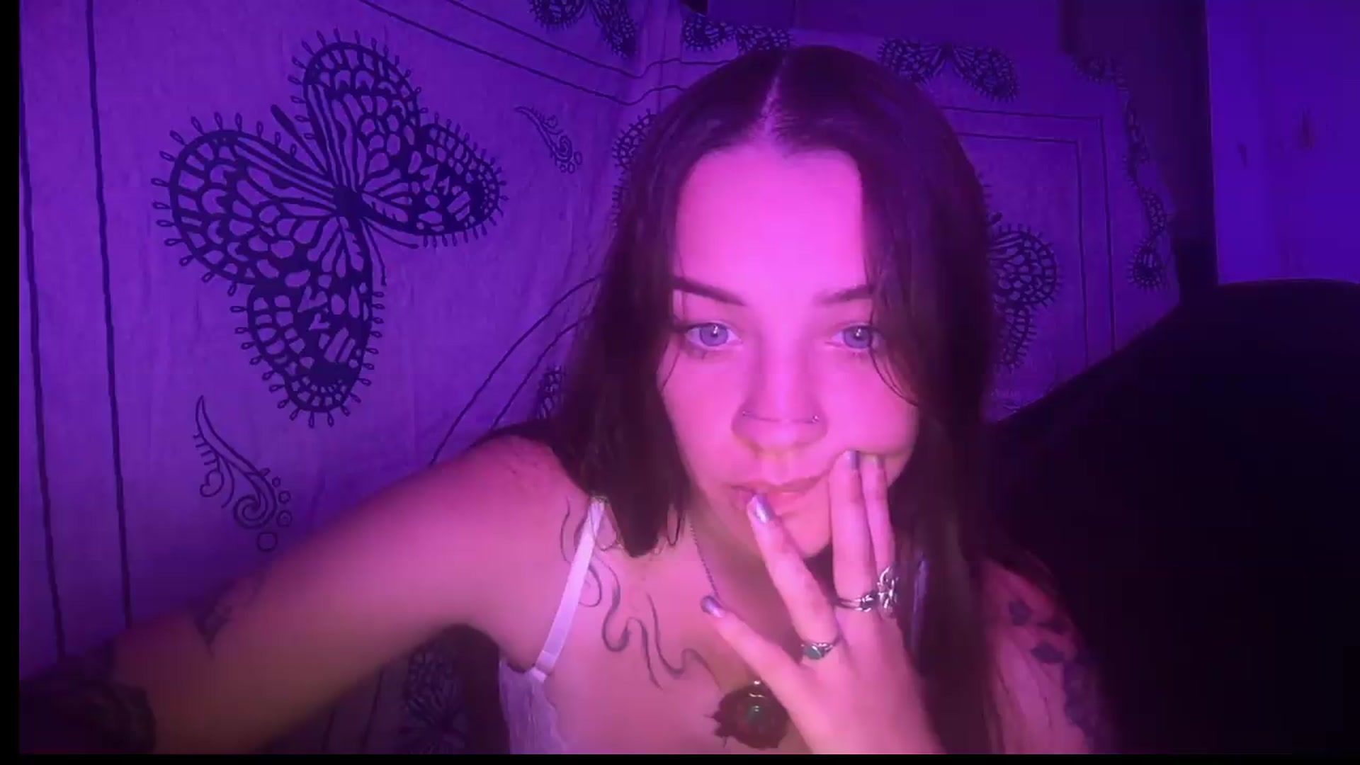 Gallery image thumbnail from hannahtaylor's myfreecams stream on, 07/03/2026, 07:58 image 6 of 20