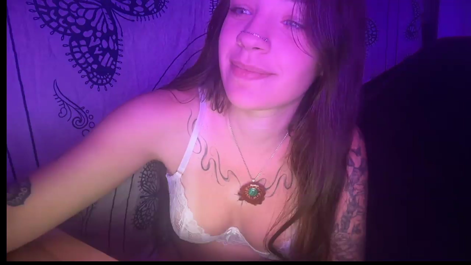 Gallery image thumbnail from hannahtaylor's myfreecams stream on, 07/03/2026, 07:58 image 14 of 20