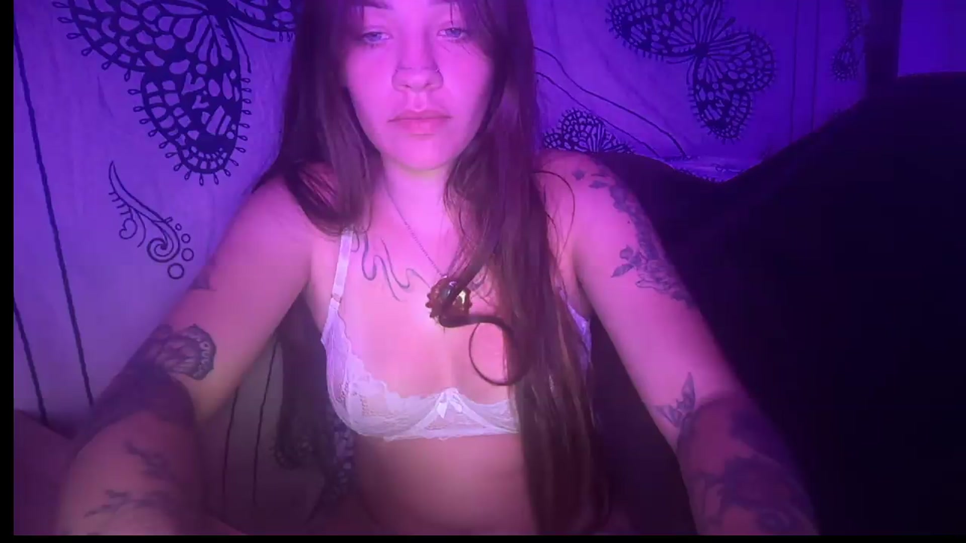 Gallery image thumbnail from hannahtaylor's myfreecams stream on, 07/03/2026, 07:58 image 13 of 20