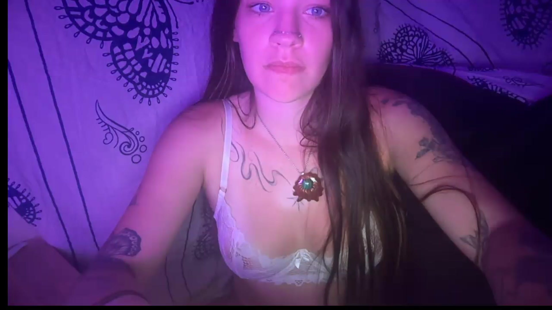 Gallery image thumbnail from hannahtaylor's myfreecams stream on, 07/03/2026, 08:57 image 17 of 20