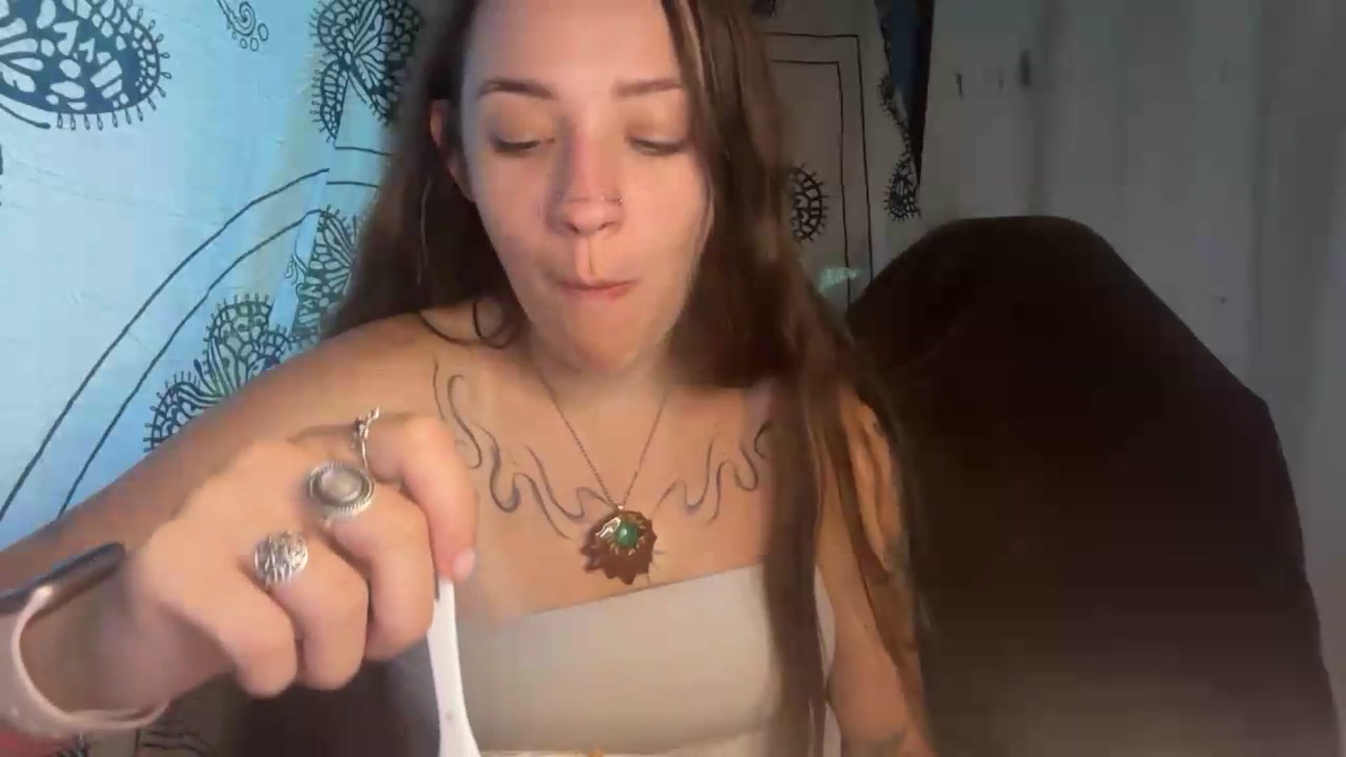 Gallery image thumbnail from hannahtaylor's myfreecams stream on, 07/07/2026, 03:33 image 2 of 20