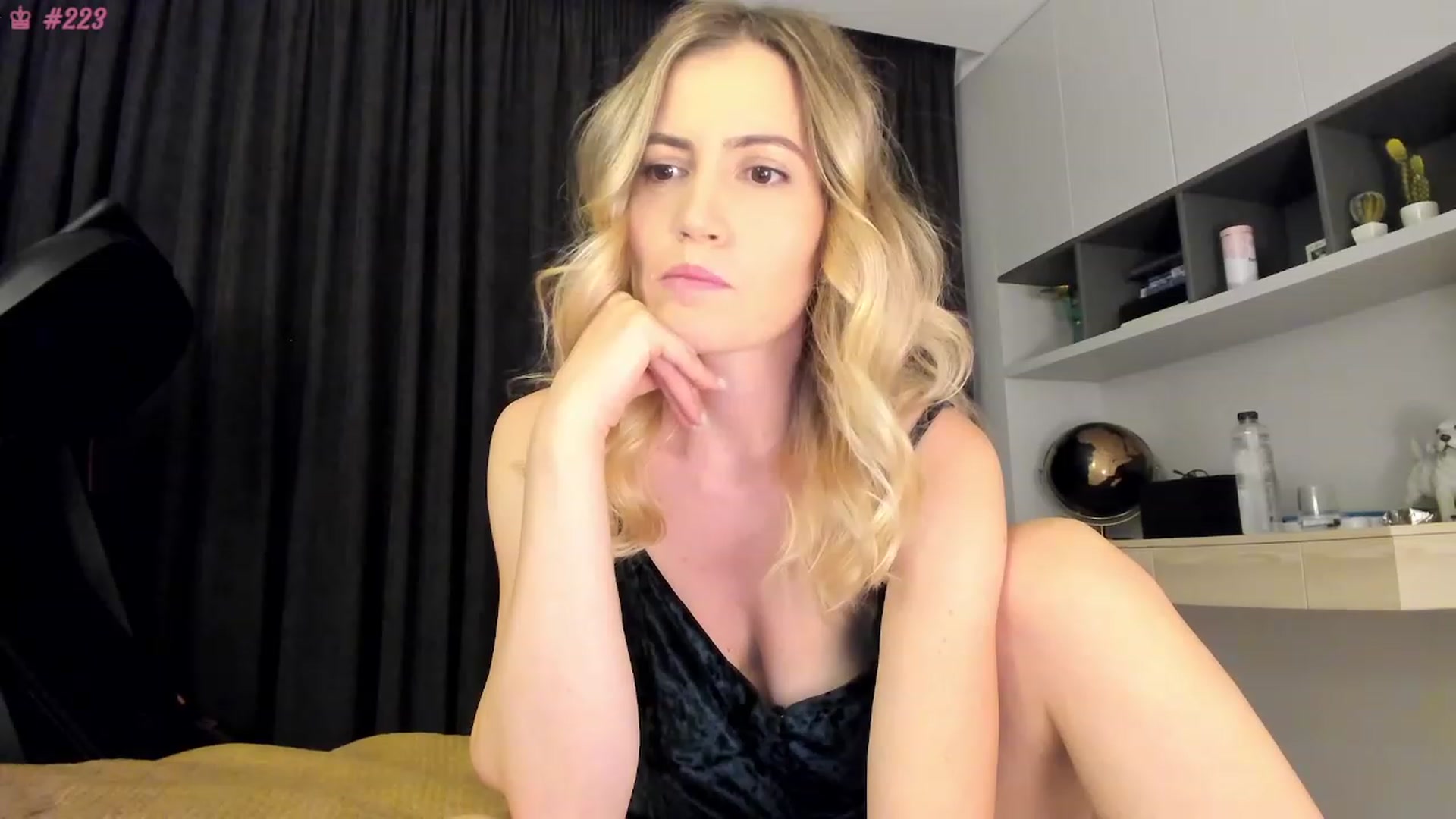 Gallery image thumbnail from happyendings_'s myfreecams stream on, 07/13/2023, 21:22 image 5 of 20