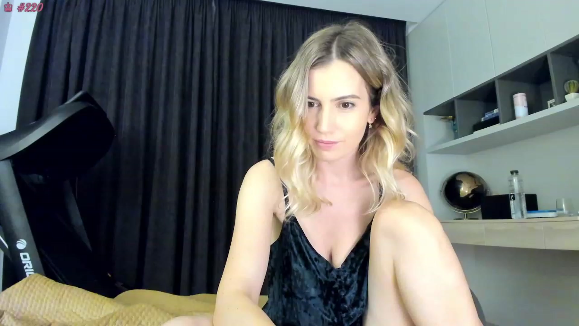 Gallery image thumbnail from happyendings_'s myfreecams stream on, 07/13/2023, 23:00 image 10 of 20