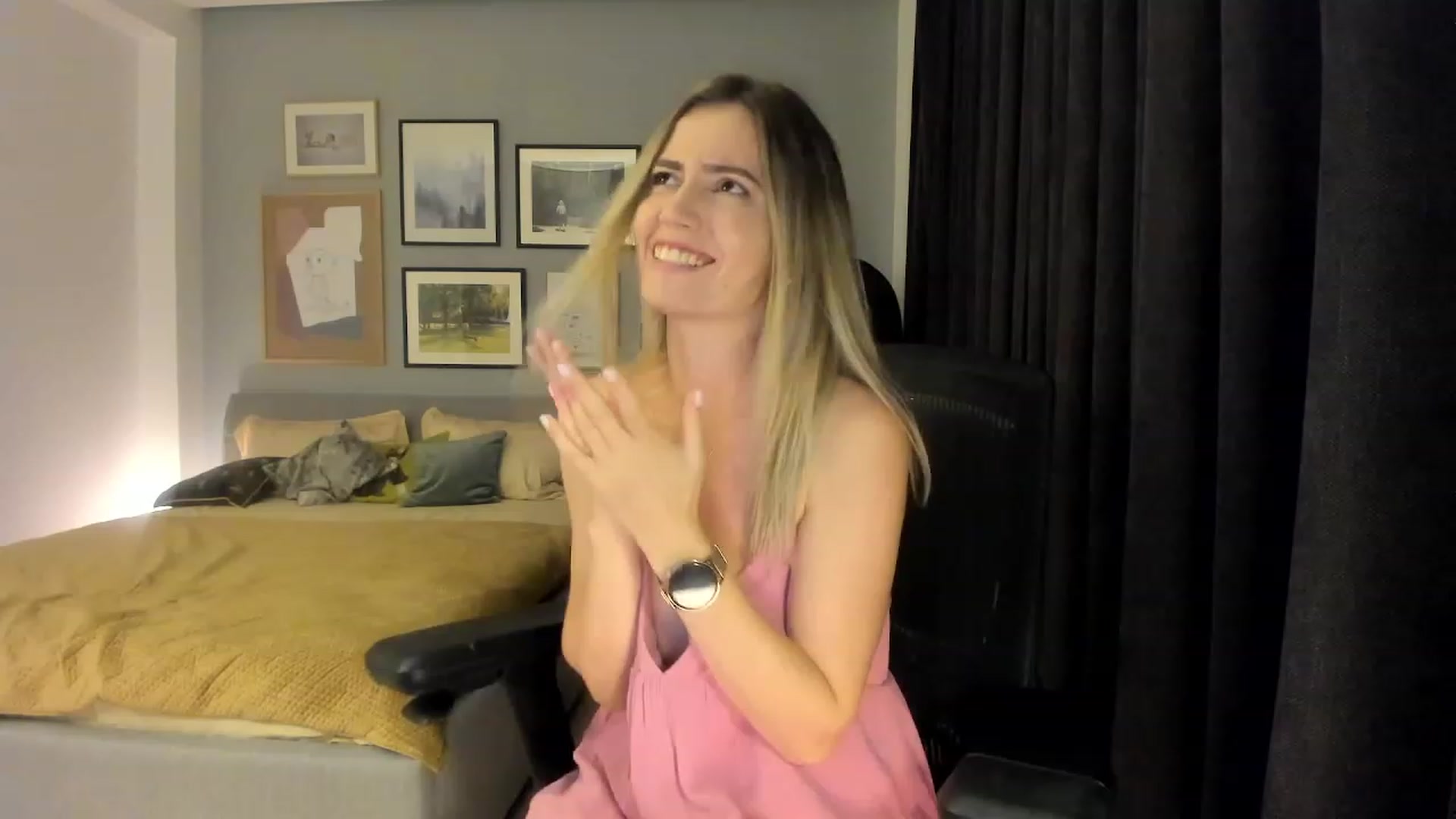 Gallery image thumbnail from happyendings_'s myfreecams stream on, 07/22/2023, 22:04 image 2 of 20