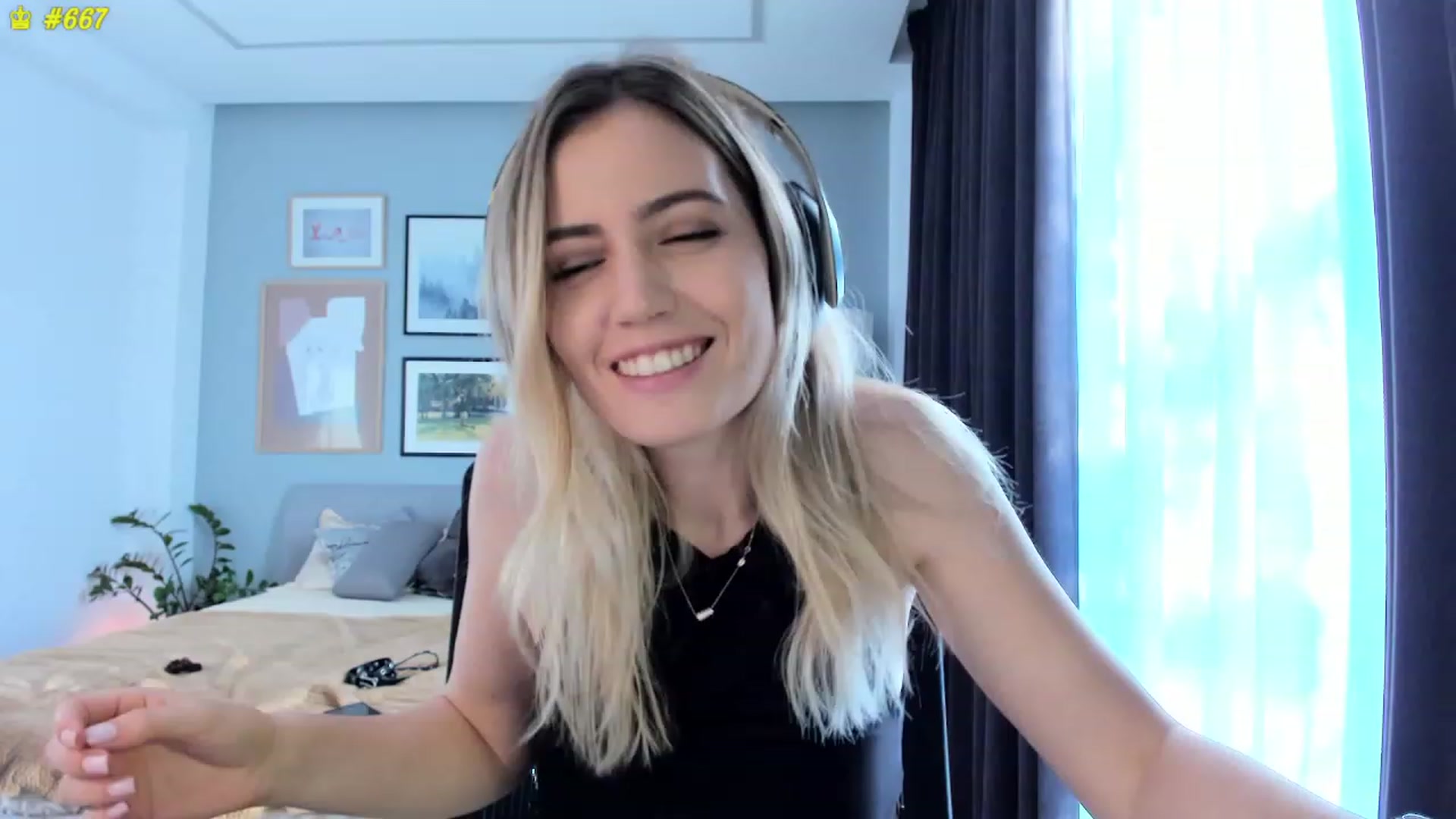 Gallery image thumbnail from happyendings_'s myfreecams stream on, 08/04/2023, 04:09 image 17 of 20