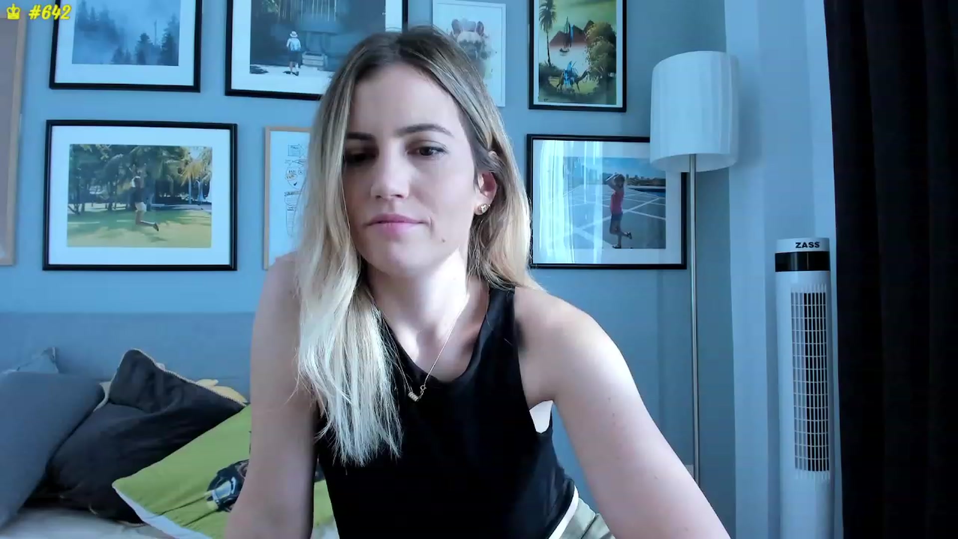 Gallery image thumbnail from happyendings_'s myfreecams stream on, 08/04/2023, 05:11 image 1 of 20