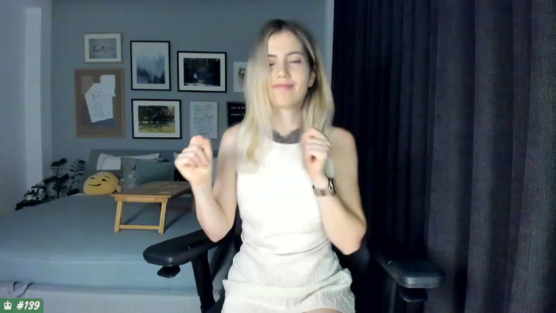 Gallery image thumbnail from happyendings_'s myfreecams stream on, 08/10/2023, 02:40 image 15 of 20