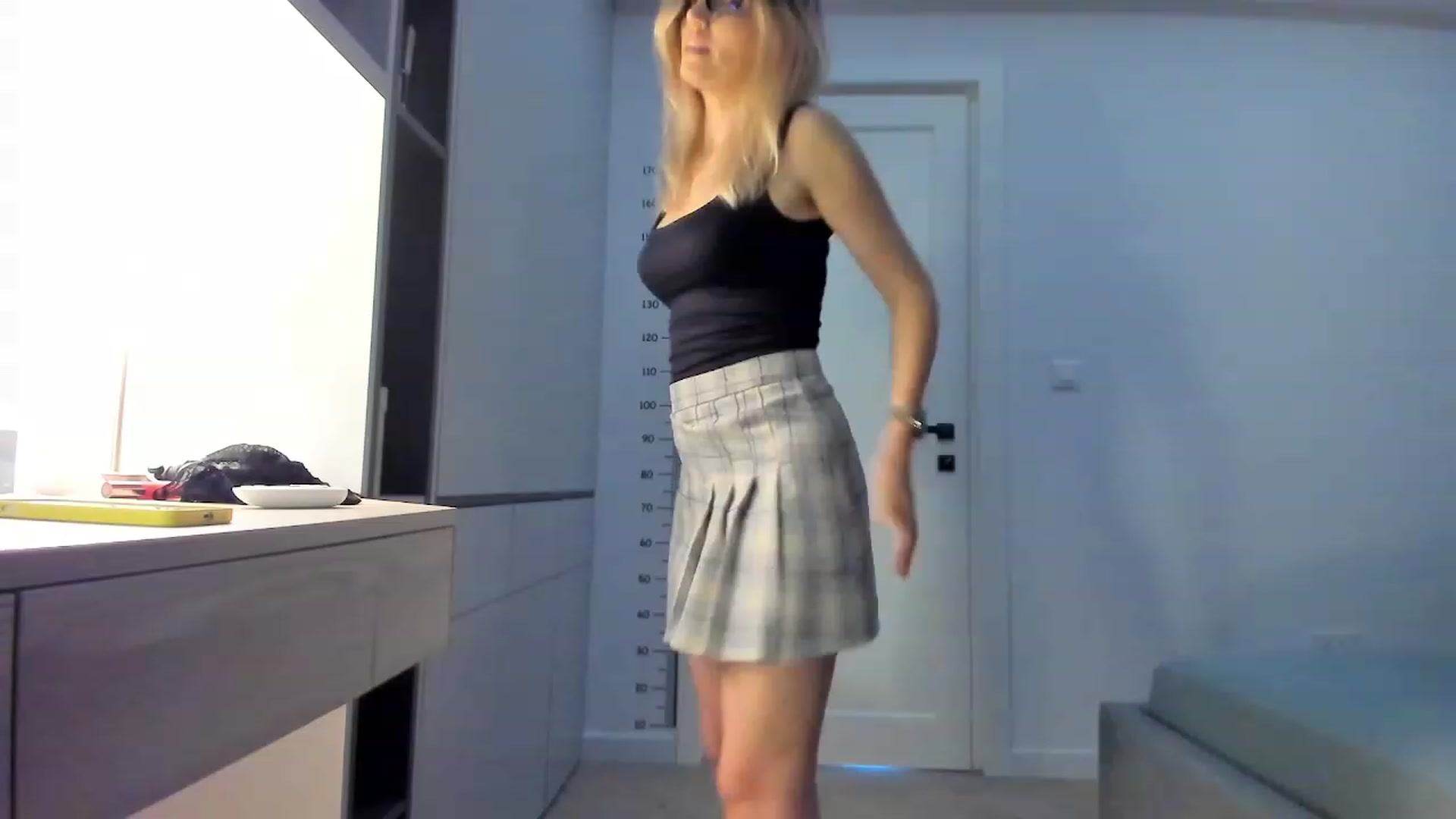 Gallery image thumbnail from happyendings_'s myfreecams stream on, 08/24/2023, 04:39 image 4 of 20
