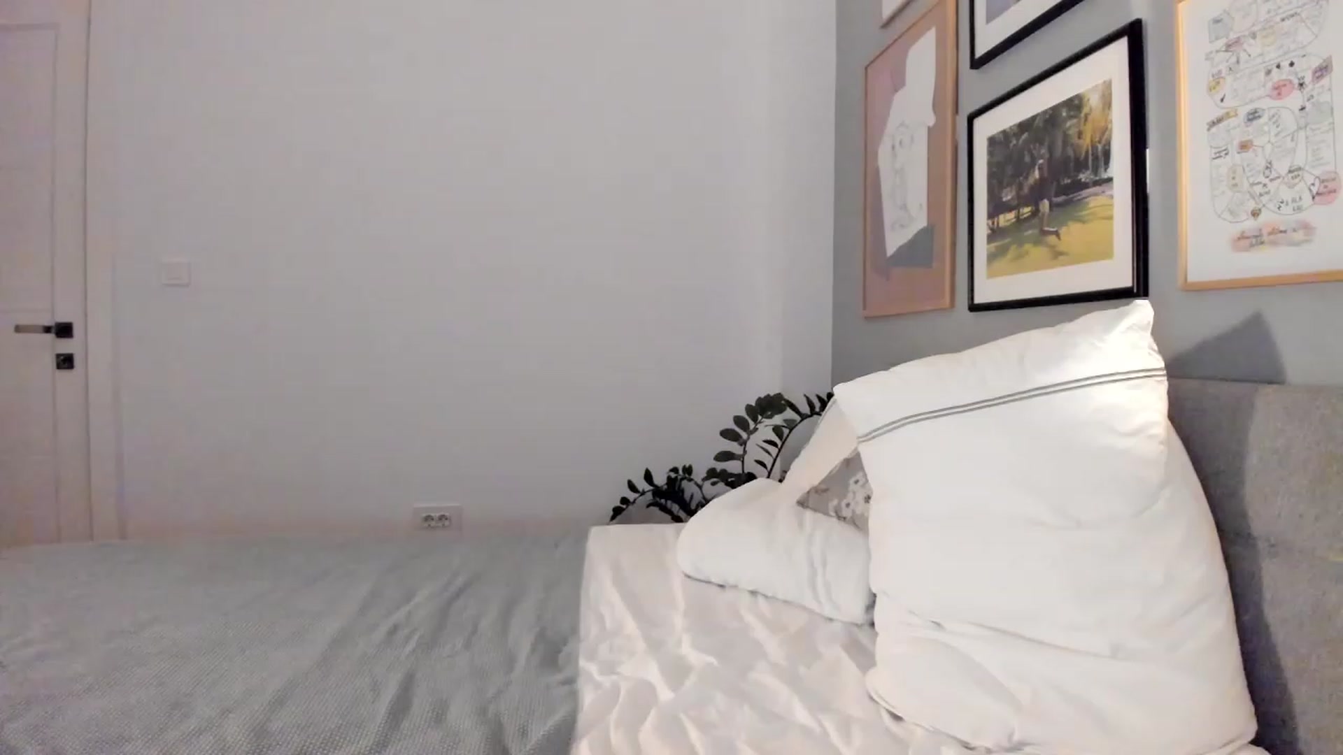 Gallery image thumbnail from happyendings_'s myfreecams stream on, 08/25/2023, 04:23 image 10 of 20