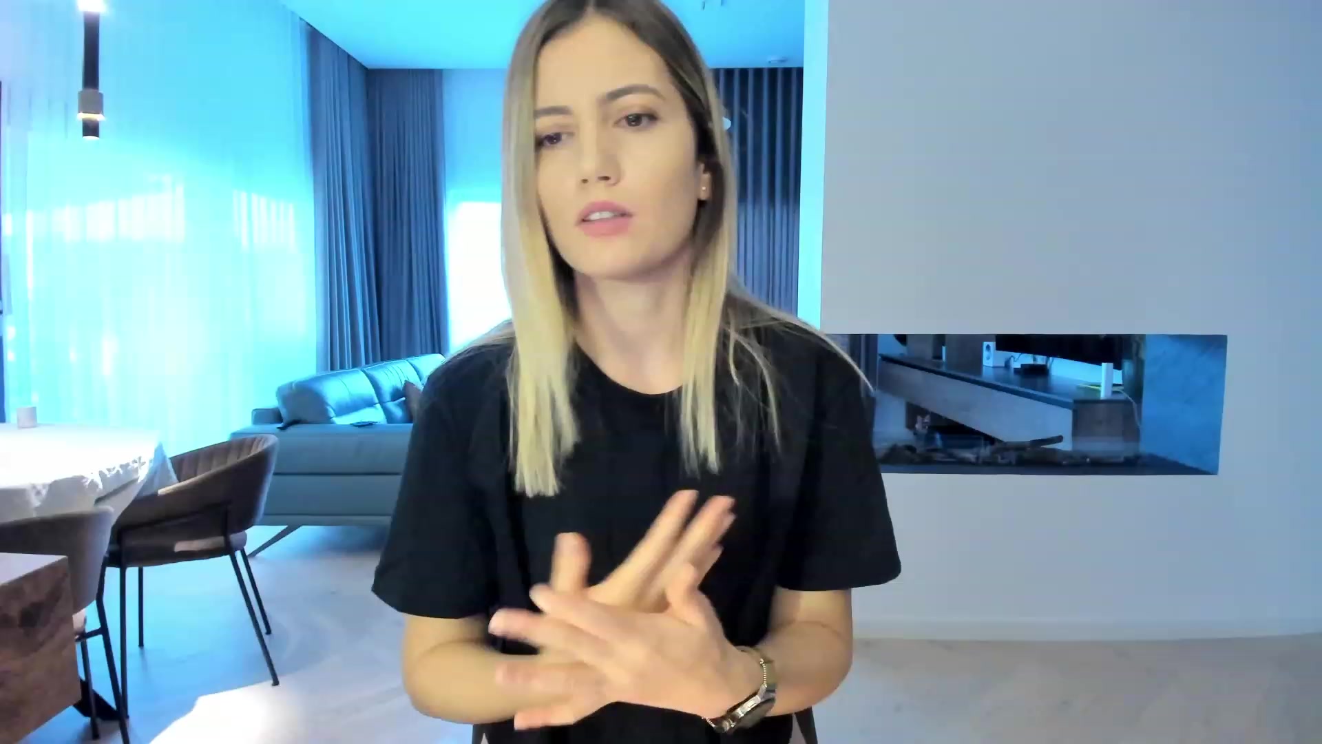 Gallery image thumbnail from happyendings_'s myfreecams stream on, 08/29/2023, 05:16 image 10 of 20