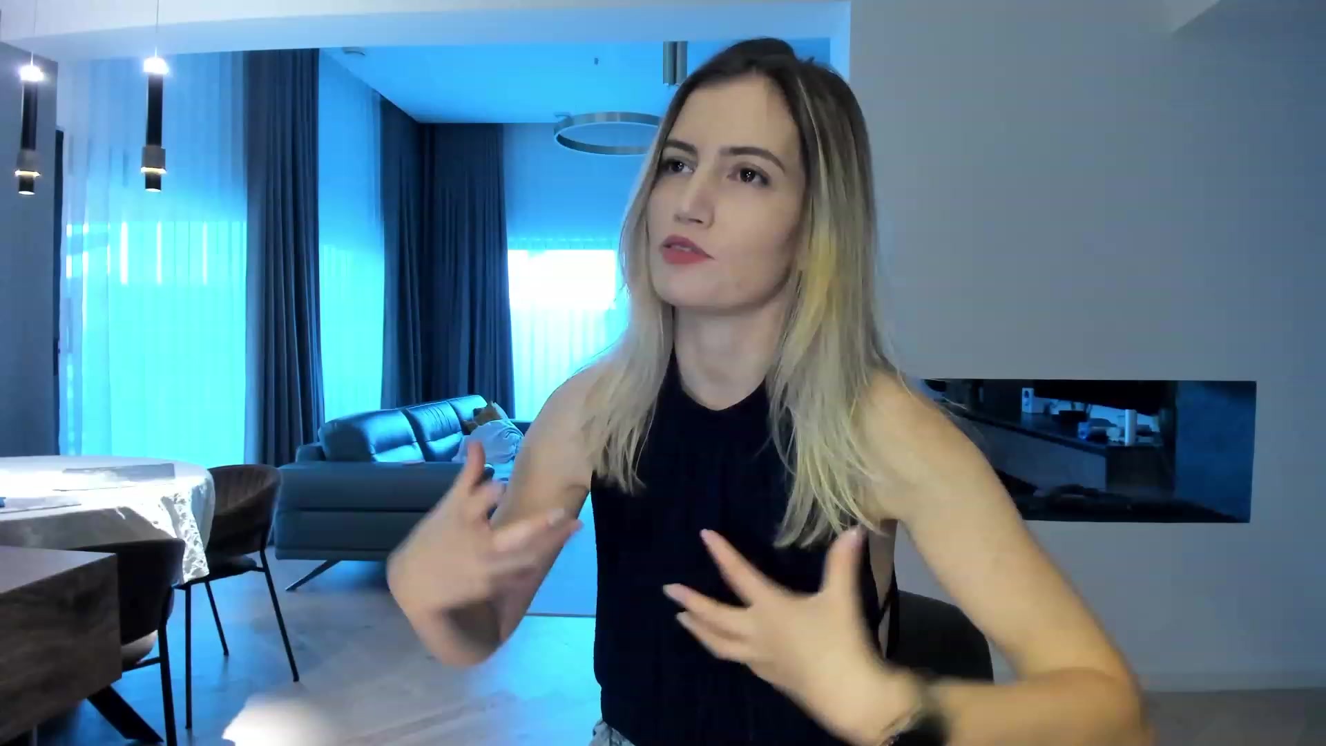 Gallery image thumbnail from happyendings_'s myfreecams stream on, 09/06/2023, 04:28 image 9 of 20
